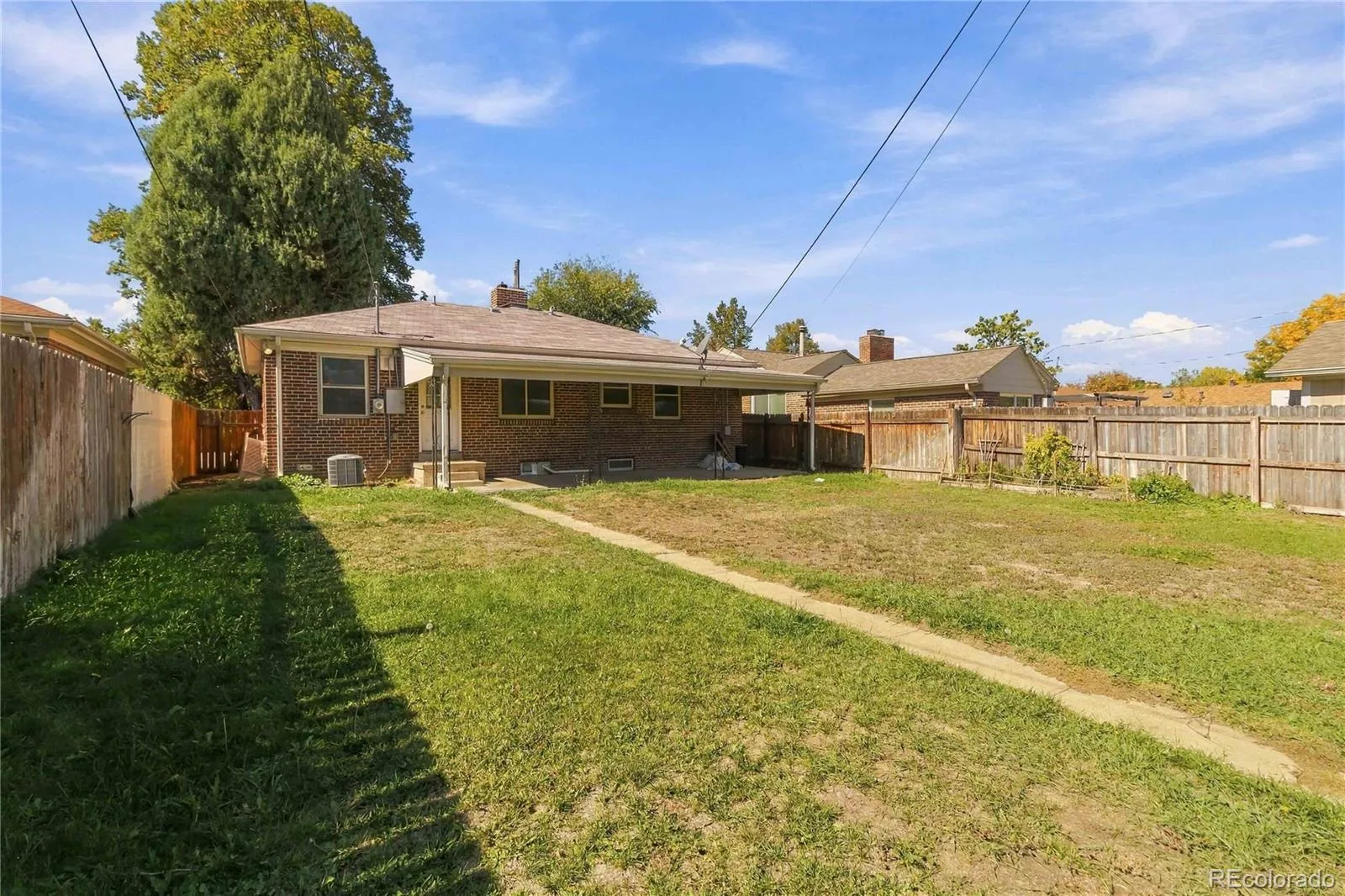 2670 Ivanhoe Street Denver CO 80207 | MLS #REC2143116 10122026195242 1600 25