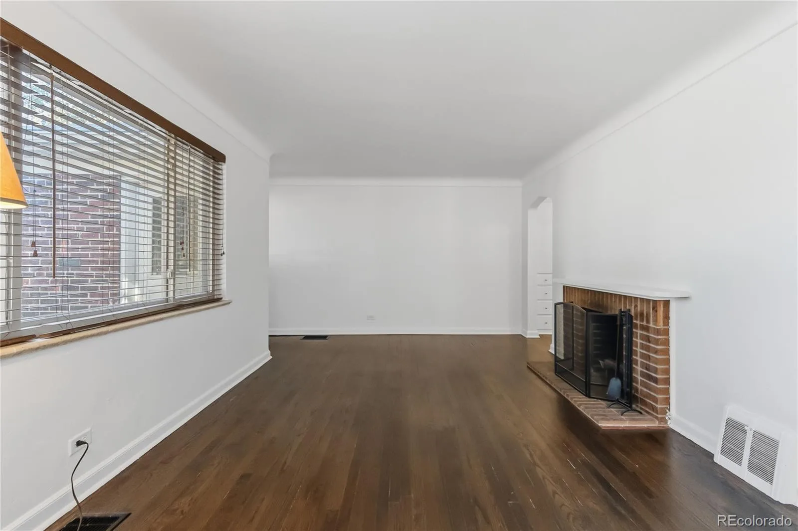 2670 Ivanhoe Street Denver CO 80207 | MLS #REC2143116 10122026195242 1600 4