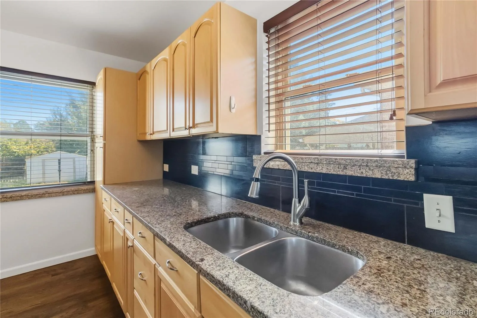2670 Ivanhoe Street Denver CO 80207 | MLS #REC2143116 10122026195242 1600 8
