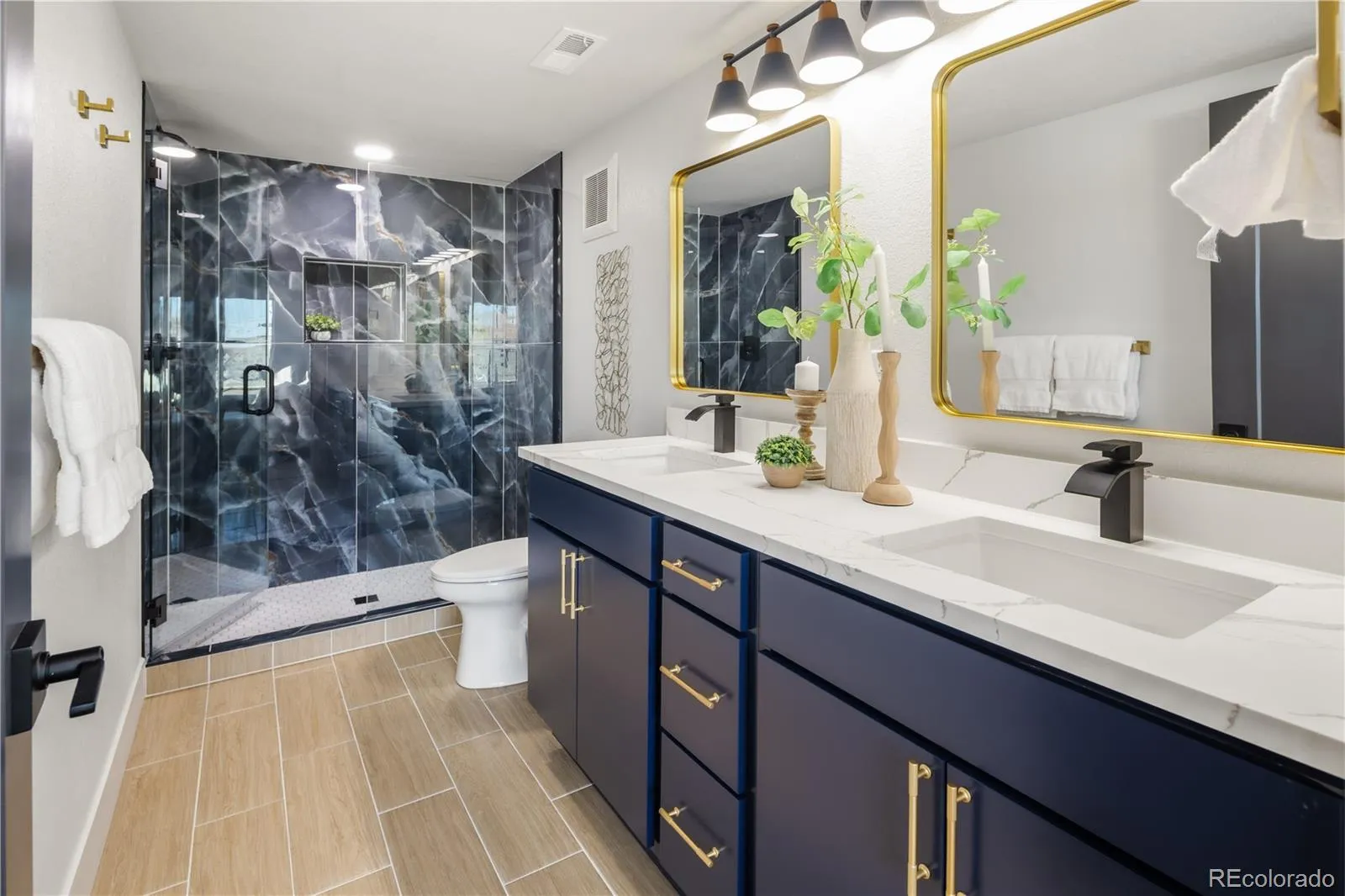 04152026172309 1600 0