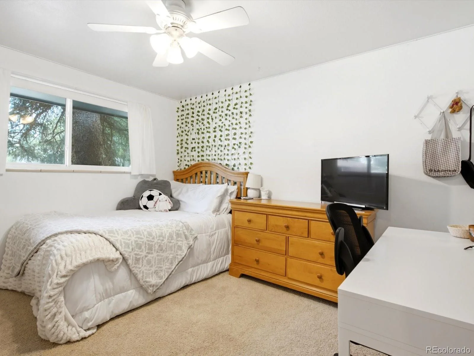 3409 W Berry Place Littleton CO 80123 | MLS #REC2144633 08262026150716 1600 15
