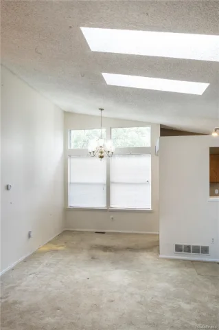 439 W Jamison Circle Littleton CO 80120 MLS #REC2144688 05292026201050 640 11