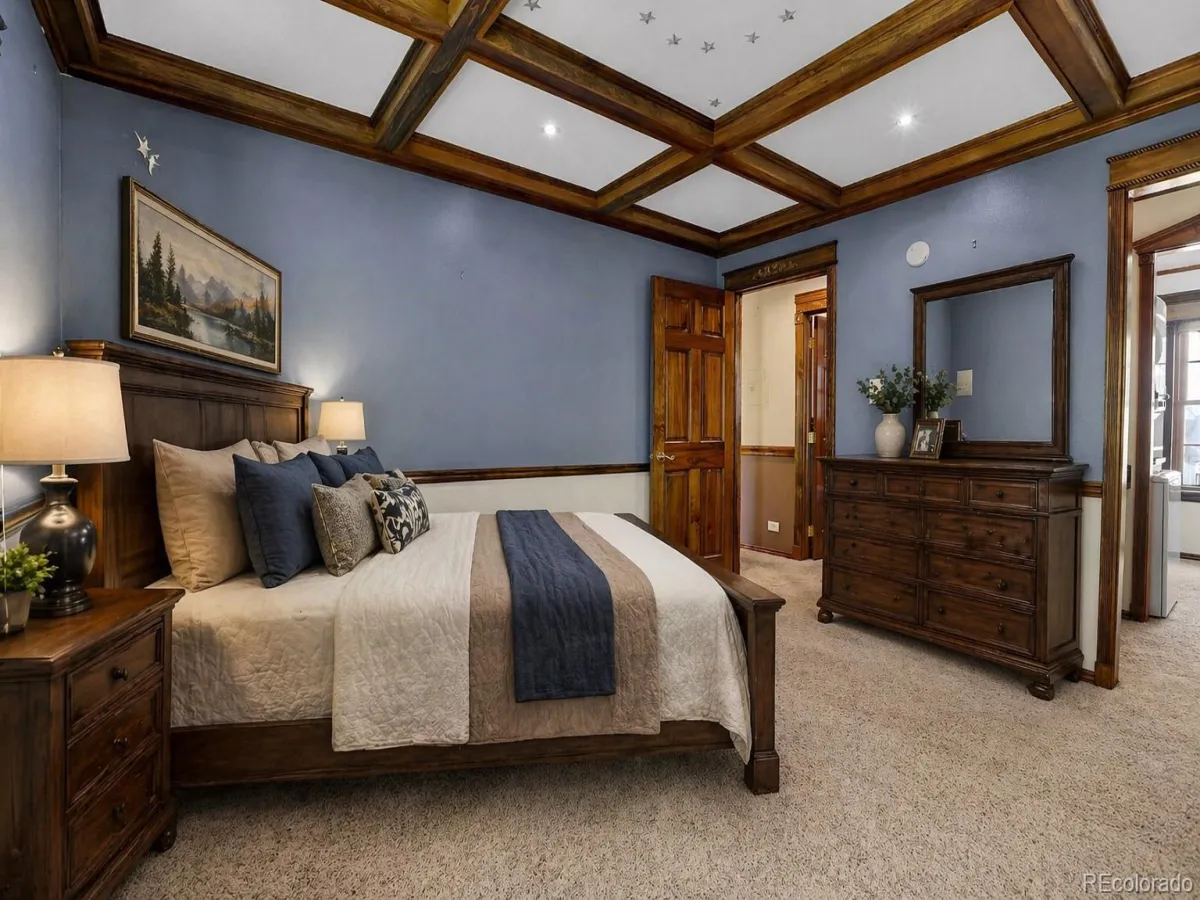 2301 E Fremont Avenue #U05 Centennial CO 80122 | MLS #REC2145809 04212026193854 1200 18