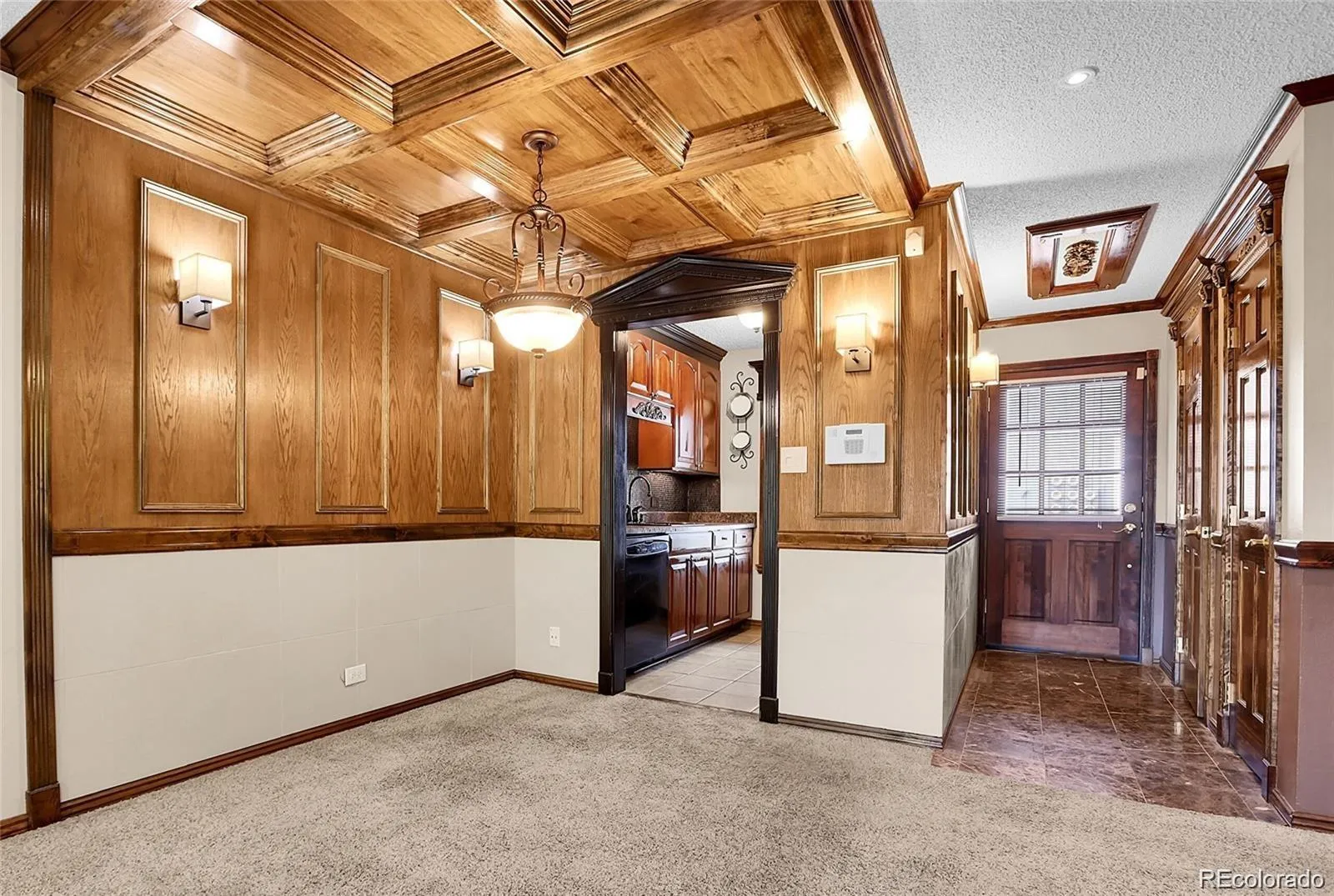 2301 E Fremont Avenue #U05 Centennial CO 80122 | MLS #REC2145809 04212026193854 1600 5