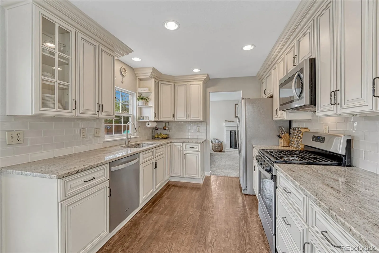 04162026023917 1600 13