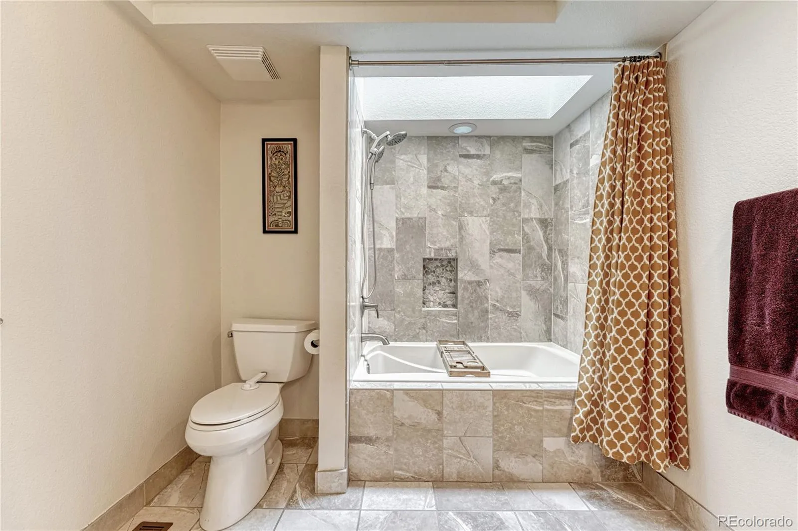 04162026023917 1600 24