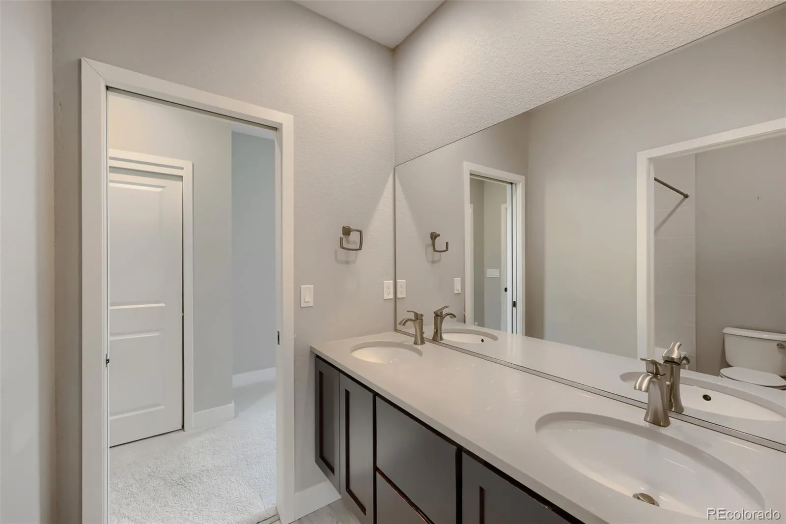 2439 S Orchard Street Lakewood CO 80228 | MLS #REC2147235 07232026235842 1600 25