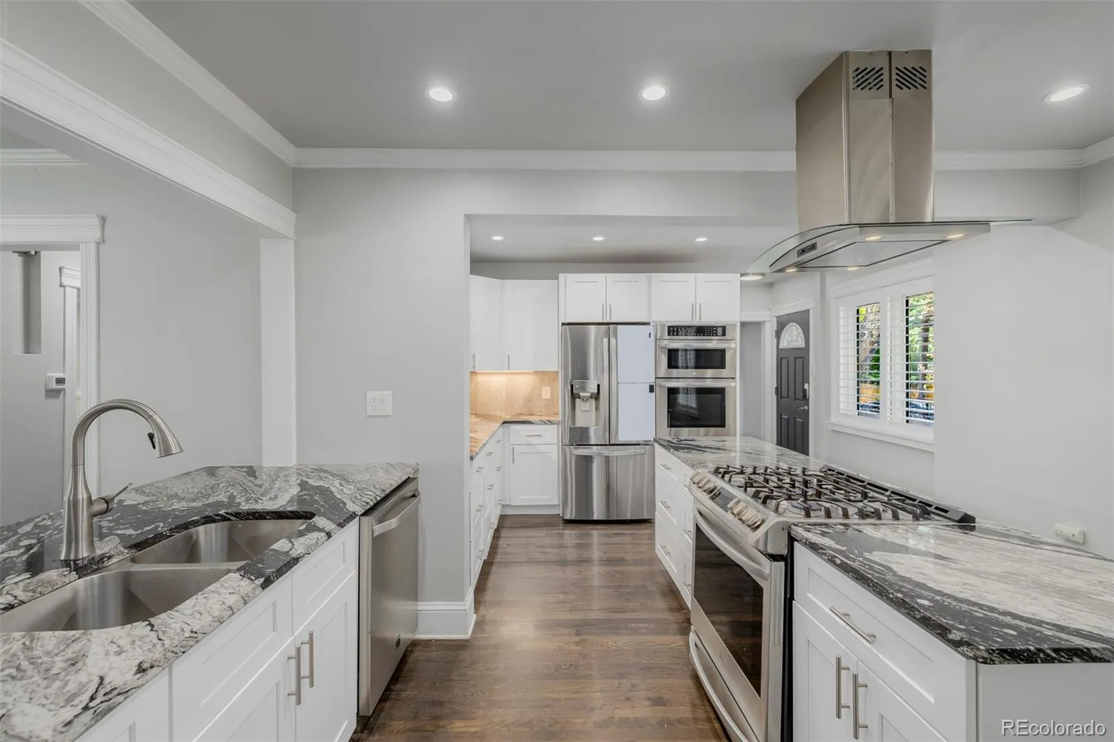 717 N Monaco Street Parkway Denver CO 80220 MLS #REC2151847 05212026235206 1600 10