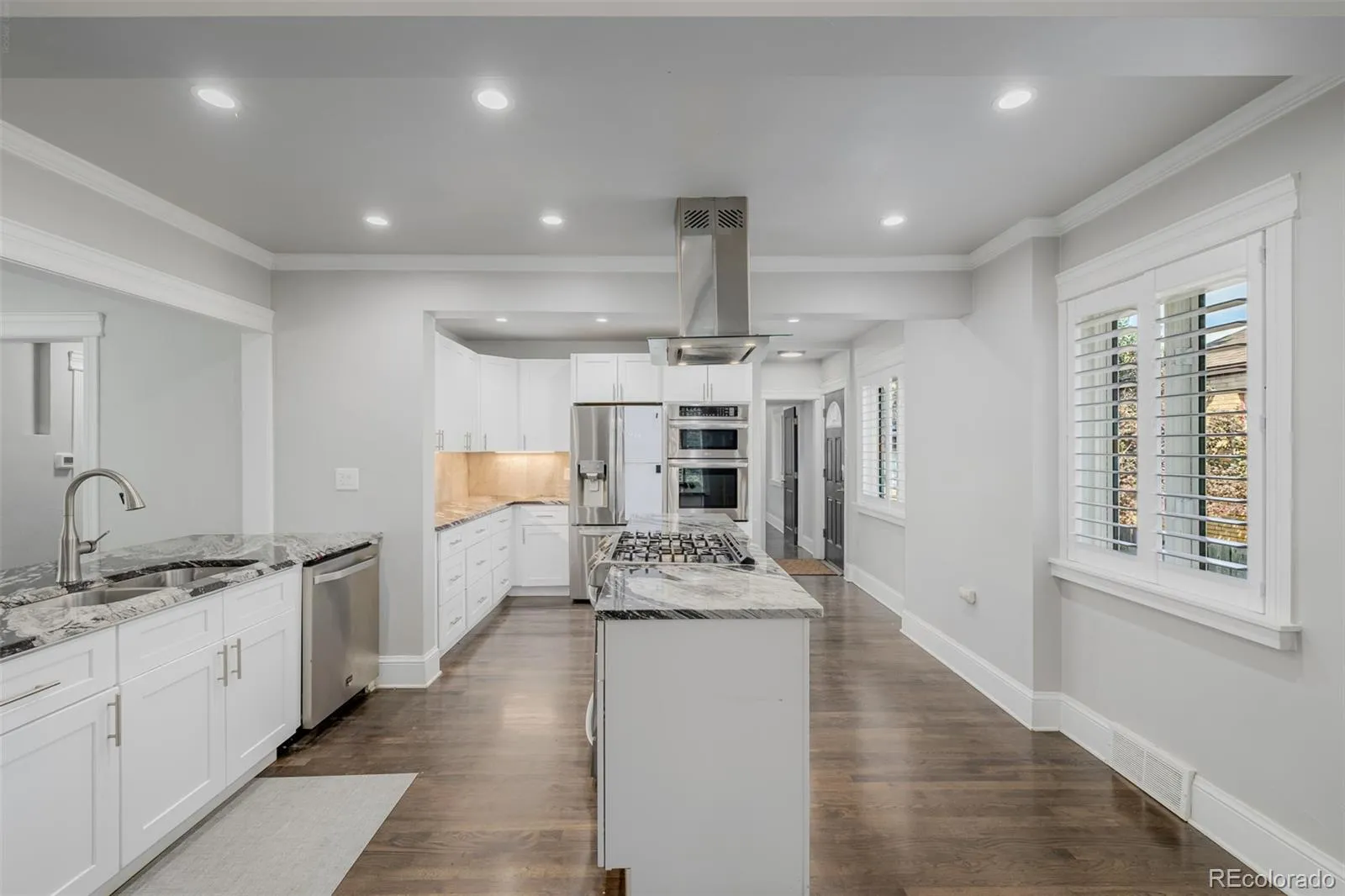 717 N Monaco Street Parkway Denver CO 80220 MLS #REC2151847 05212026235206 1600 14