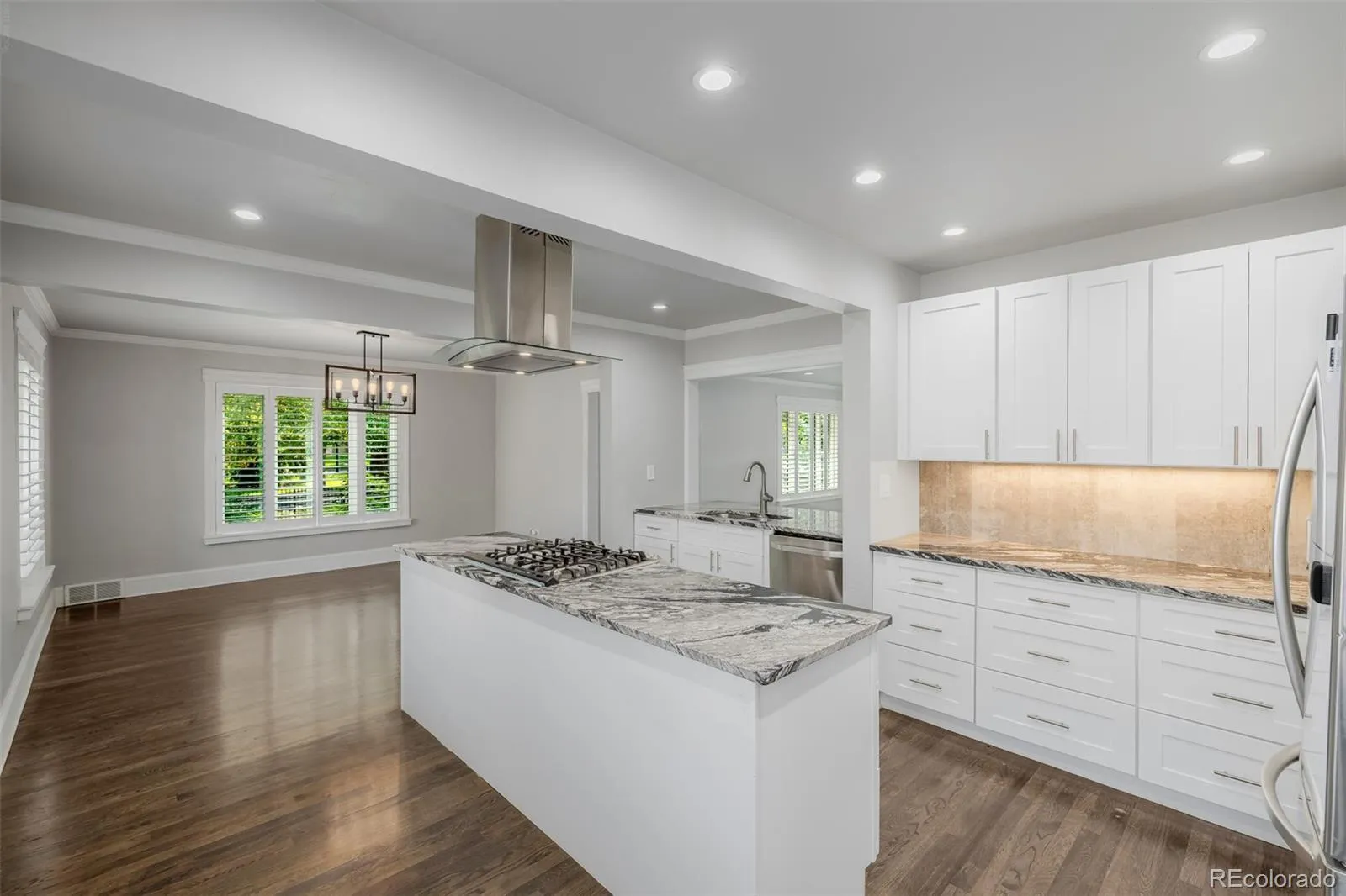 717 N Monaco Street Parkway Denver CO 80220 MLS #REC2151847 05212026235206 1600 15