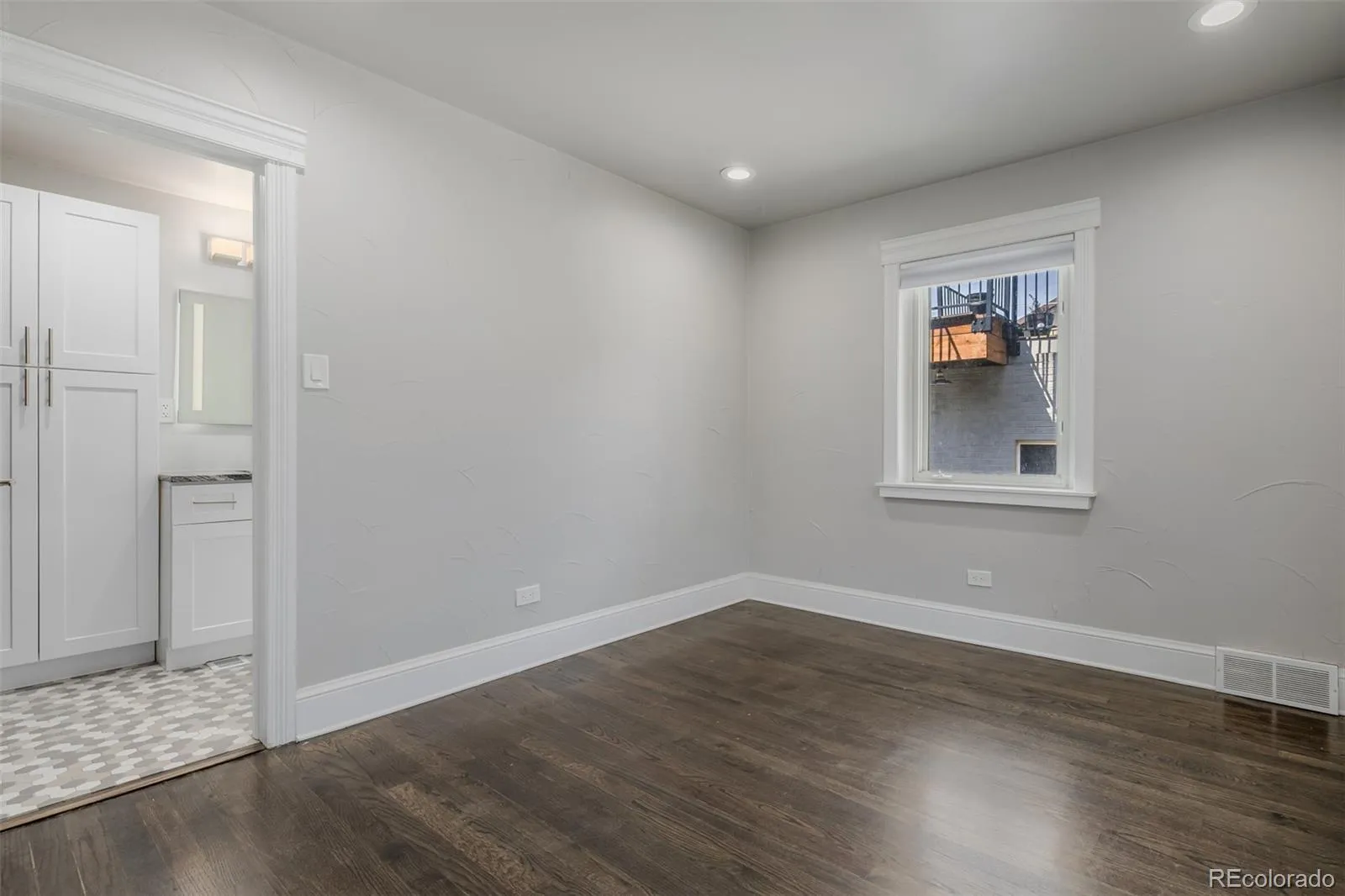 717 N Monaco Street Parkway Denver CO 80220 MLS #REC2151847 05212026235206 1600 24