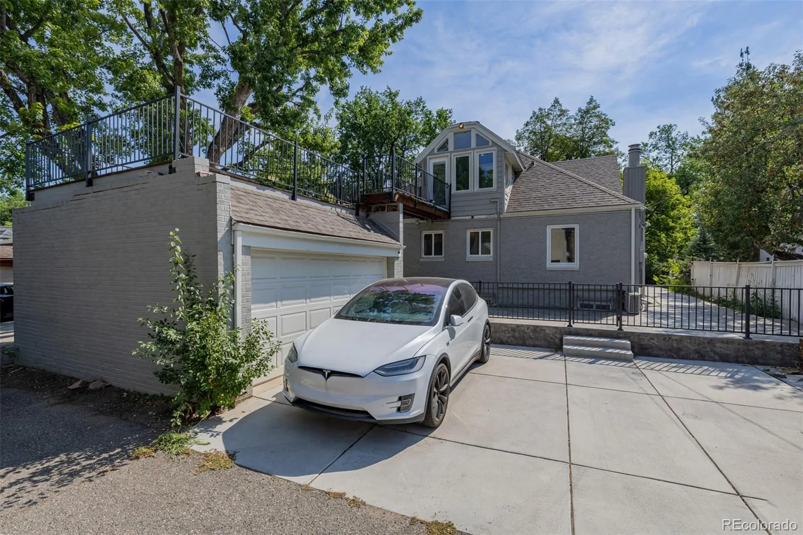 717 N Monaco Street Parkway Denver CO 80220 MLS #REC2151847 05212026235206 1600 46