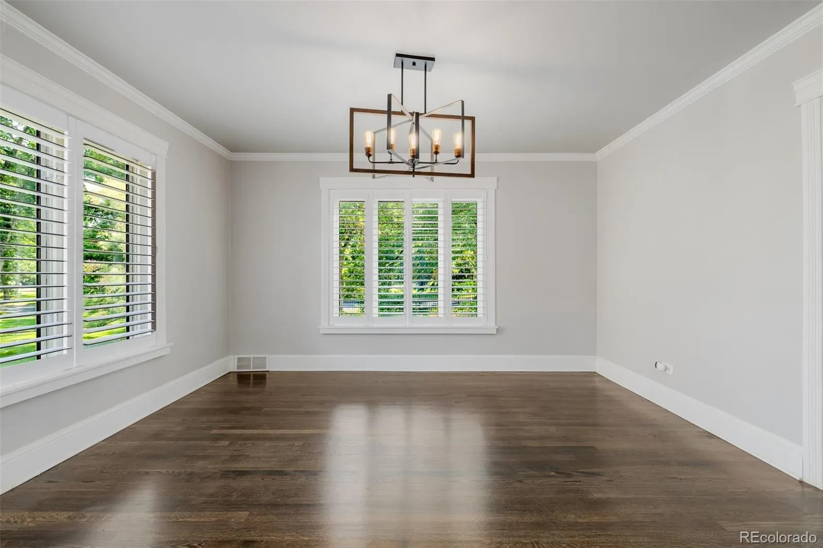 717 N Monaco Street Parkway Denver CO 80220 MLS #REC2151847 05212026235206 1600 7