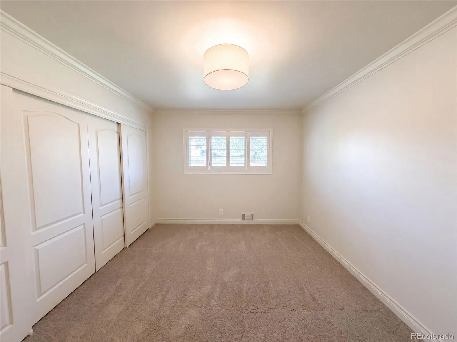 2145 E Columbia Place Denver CO 80210 | MLS #REC2152125 09232026093422 1600 13