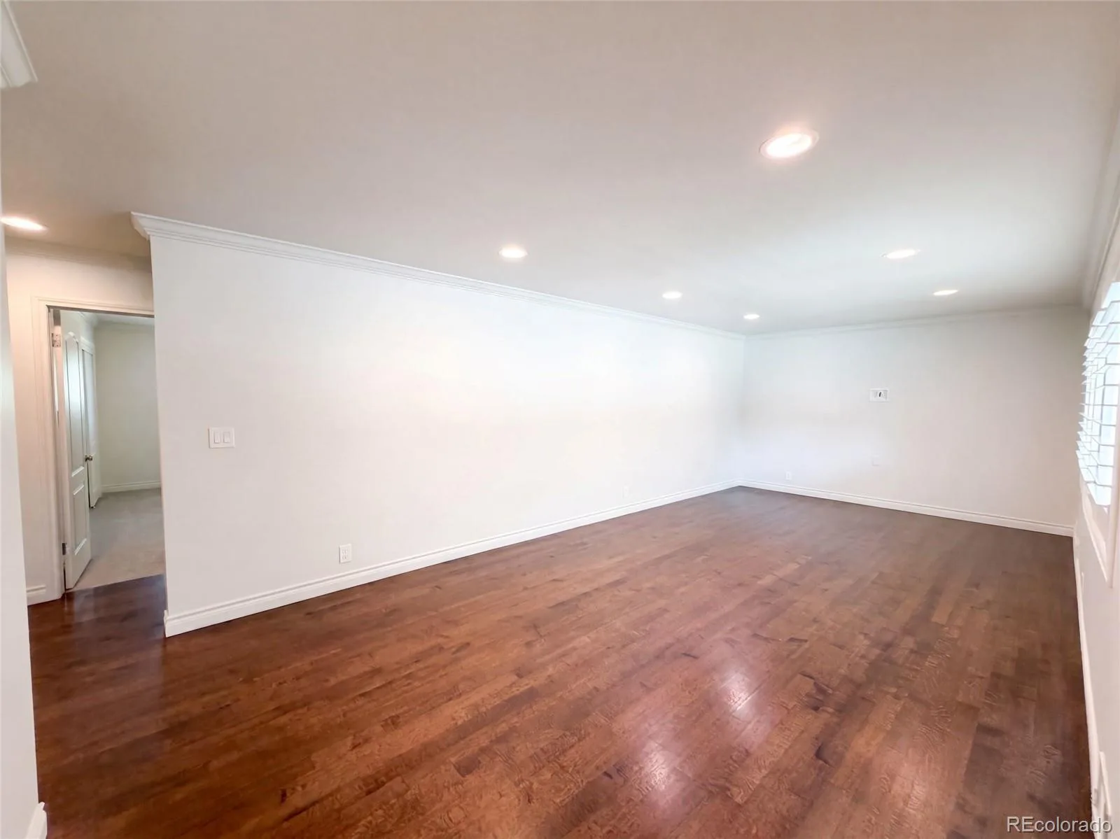 2145 E Columbia Place Denver CO 80210 | MLS #REC2152125 09232026093422 1600 2