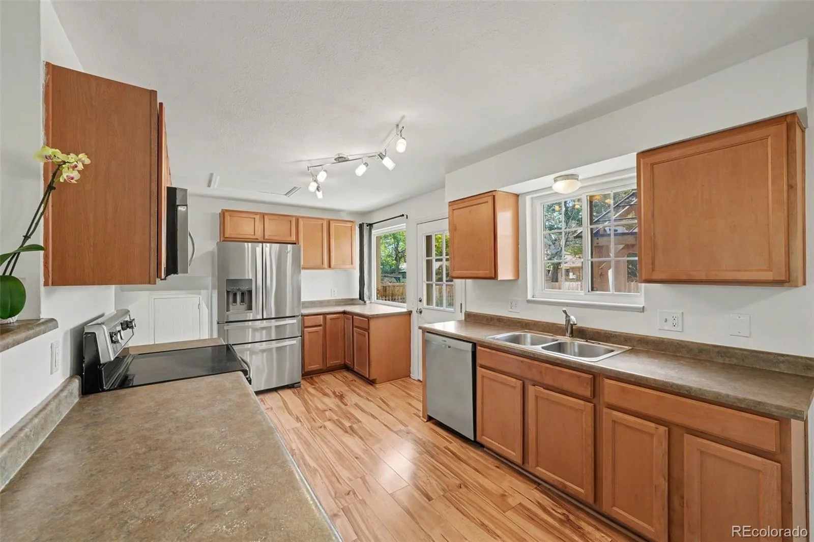 6450 W 108th Place Broomfield CO 80020 | MLS #REC2152420 07152026070724 1600 8