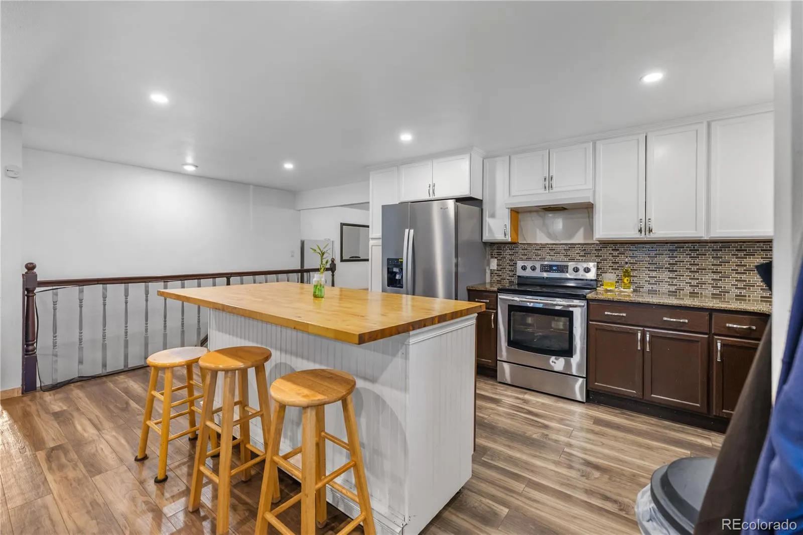 04112026180741 1600 4