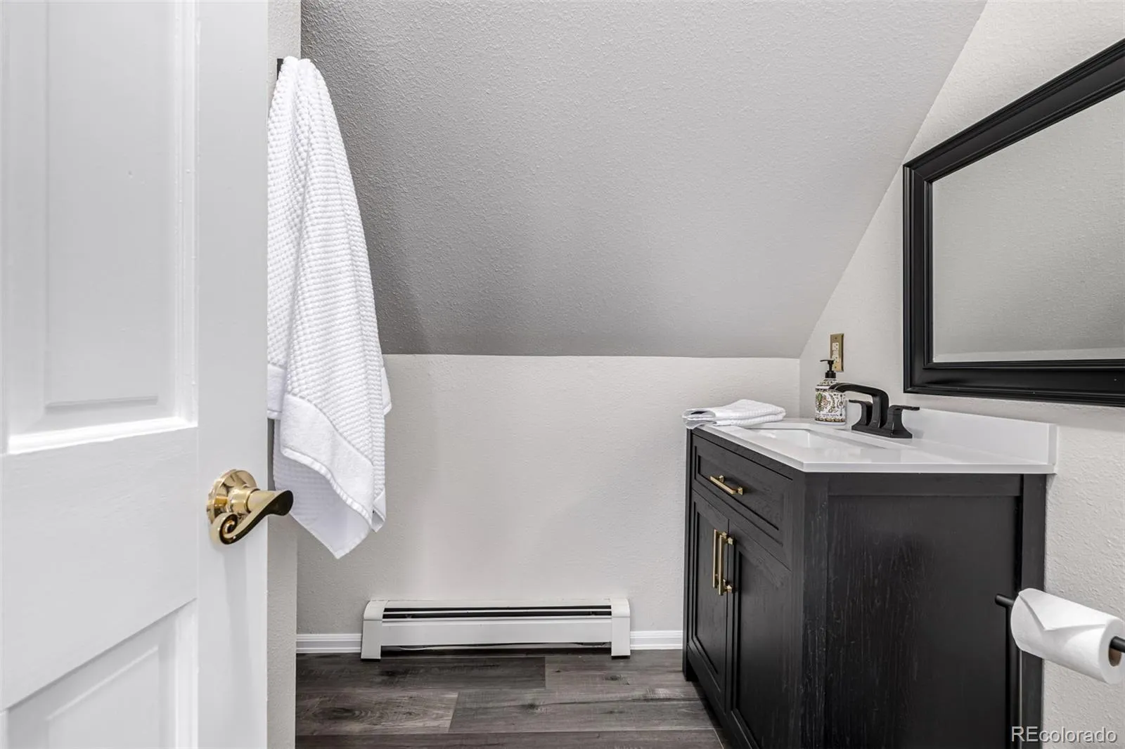 04172026092207 1600 40