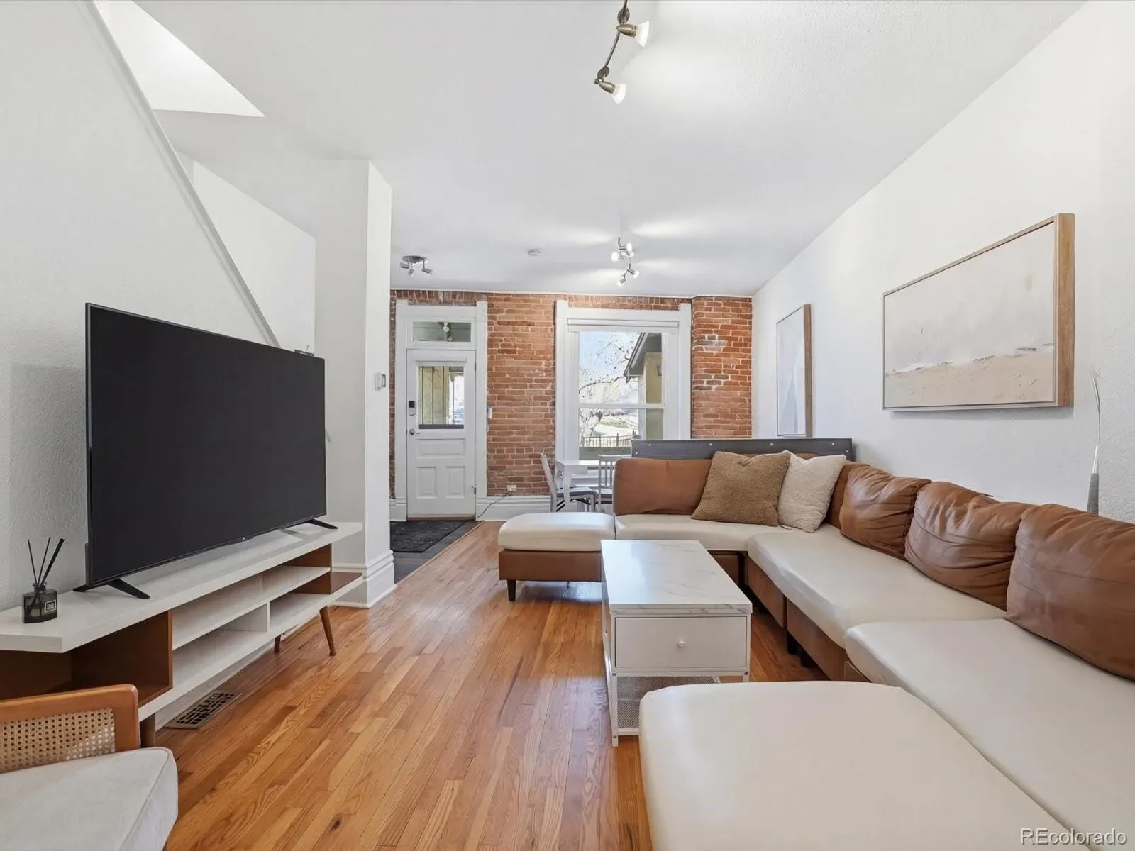 03272026220832 1600 7