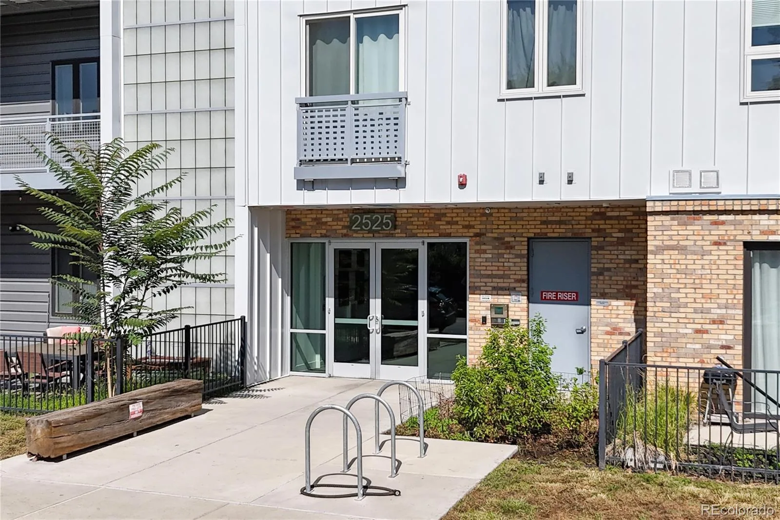 2525 Arapahoe Street #RD305 Denver CO 80205 | MLS #REC2155681 08272026163511 1600 23