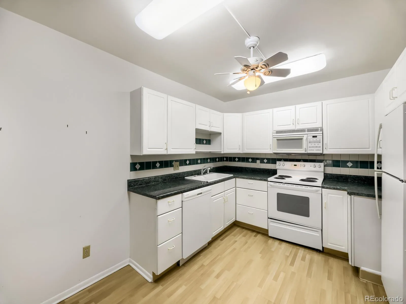 9355 E Center Avenue #9C #62 Denver CO 80247 | MLS #REC2157308 08102026221809 1600 10