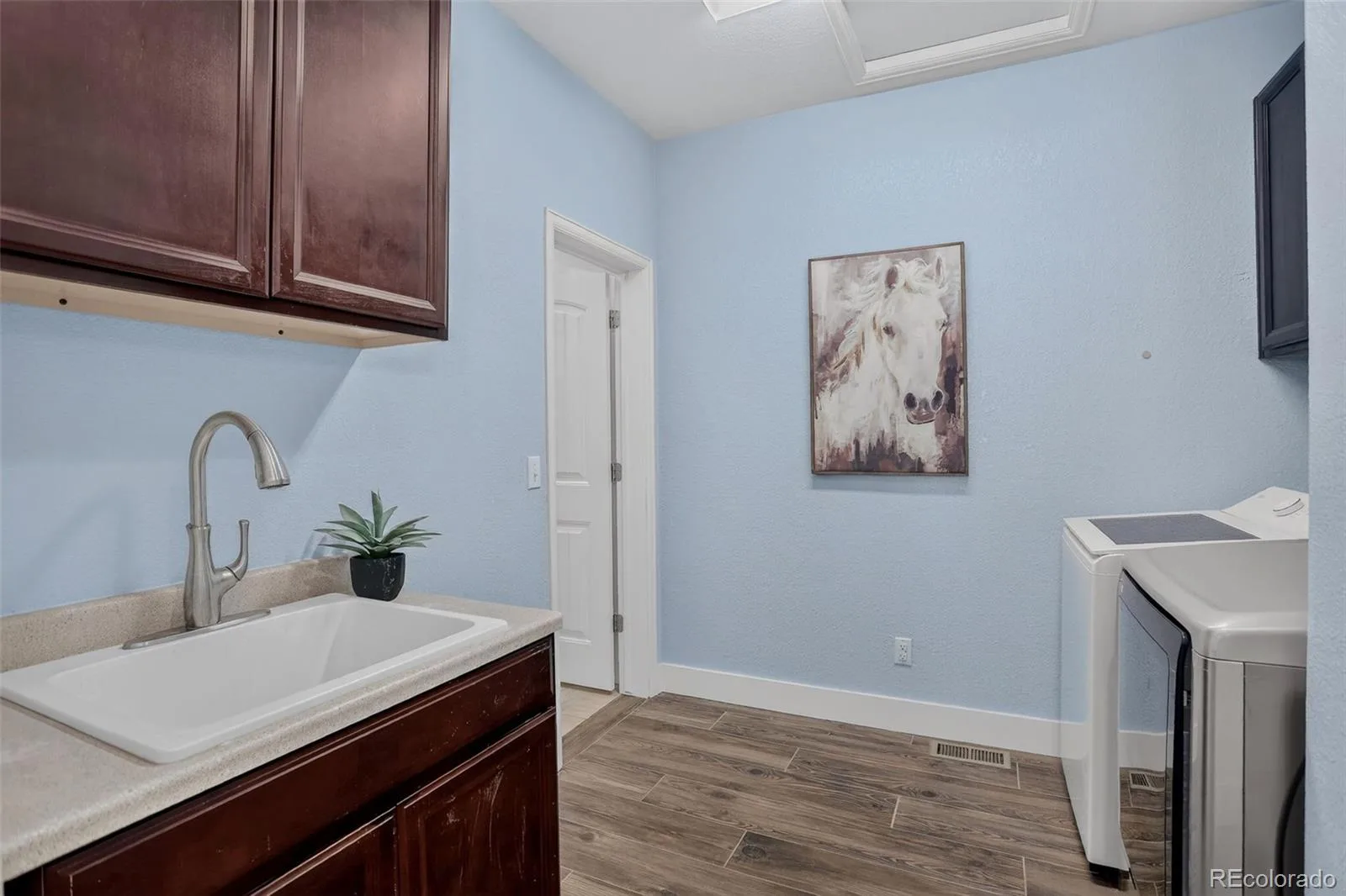 23579 E Swallow Circle Aurora CO 80016 MLS #REC2158105 07102026025635 1600 10