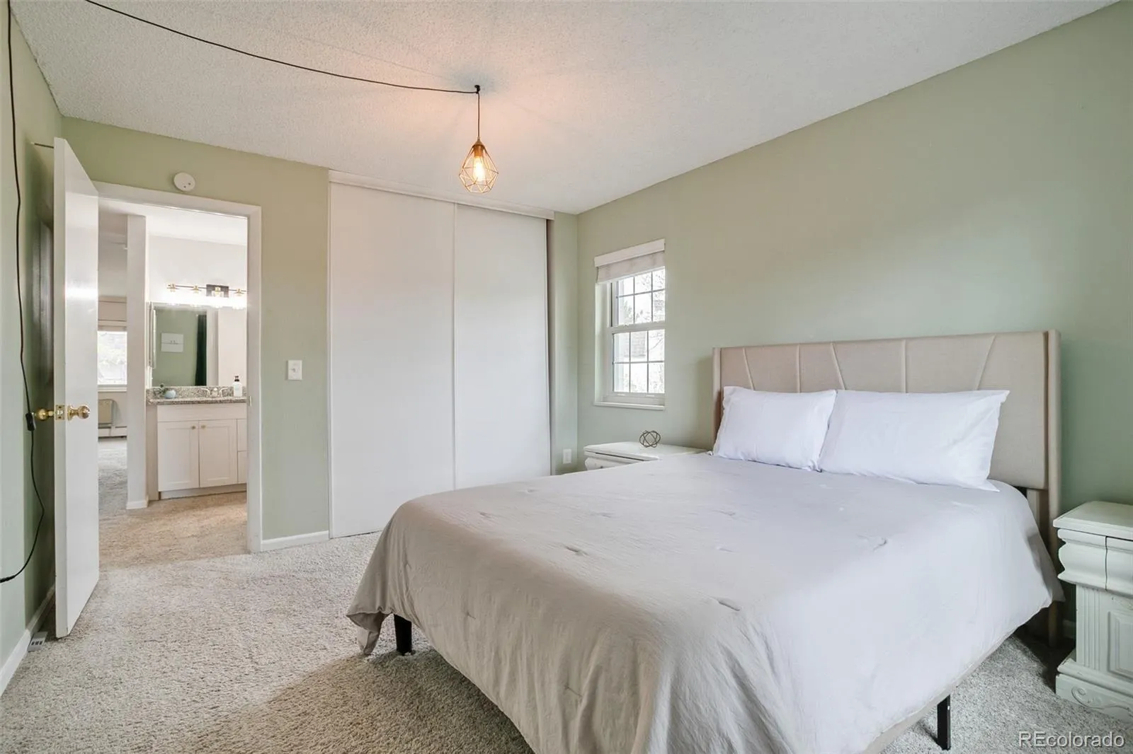 5770 E Warren Avenue #317 Denver CO 80222 MLS #REC2159329 04232026192643 1600 17