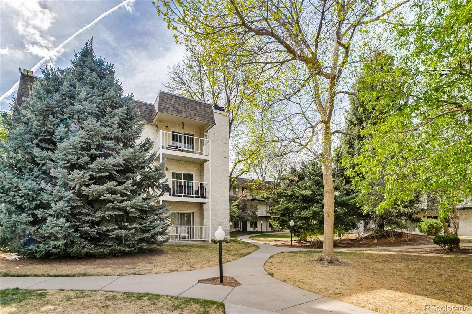 5770 E Warren Avenue #317 Denver CO 80222 MLS #REC2159329 04232026192643 1600 27