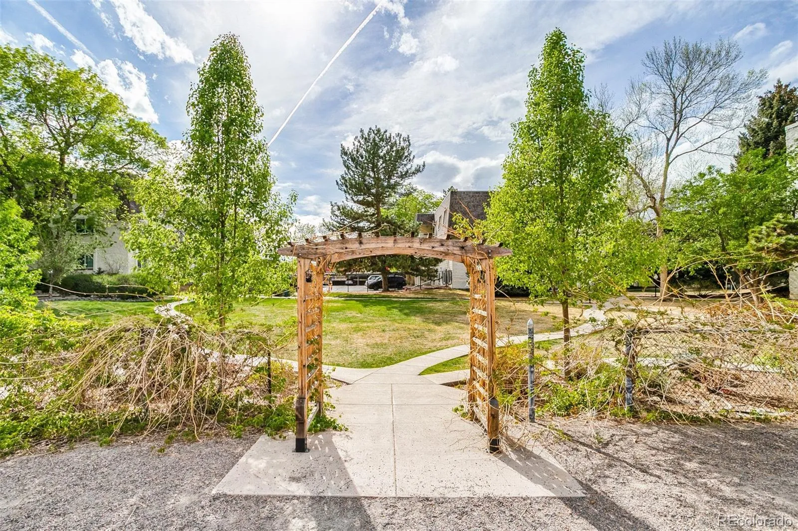 5770 E Warren Avenue #317 Denver CO 80222 MLS #REC2159329 04232026192643 1600 31