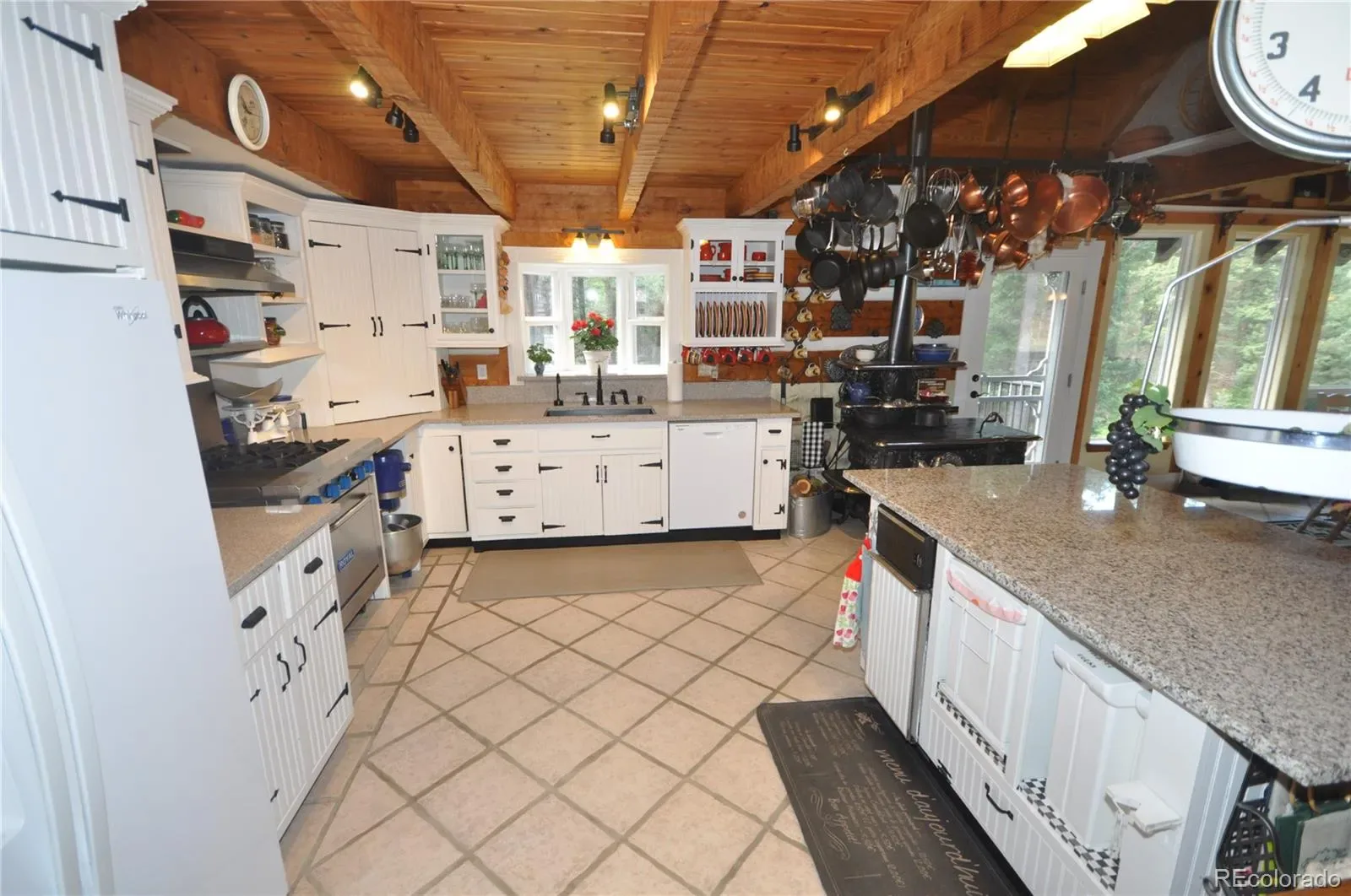 9716 Canon Drive Sedalia CO 80135 | MLS #REC2159685 03202026022057 1600 10