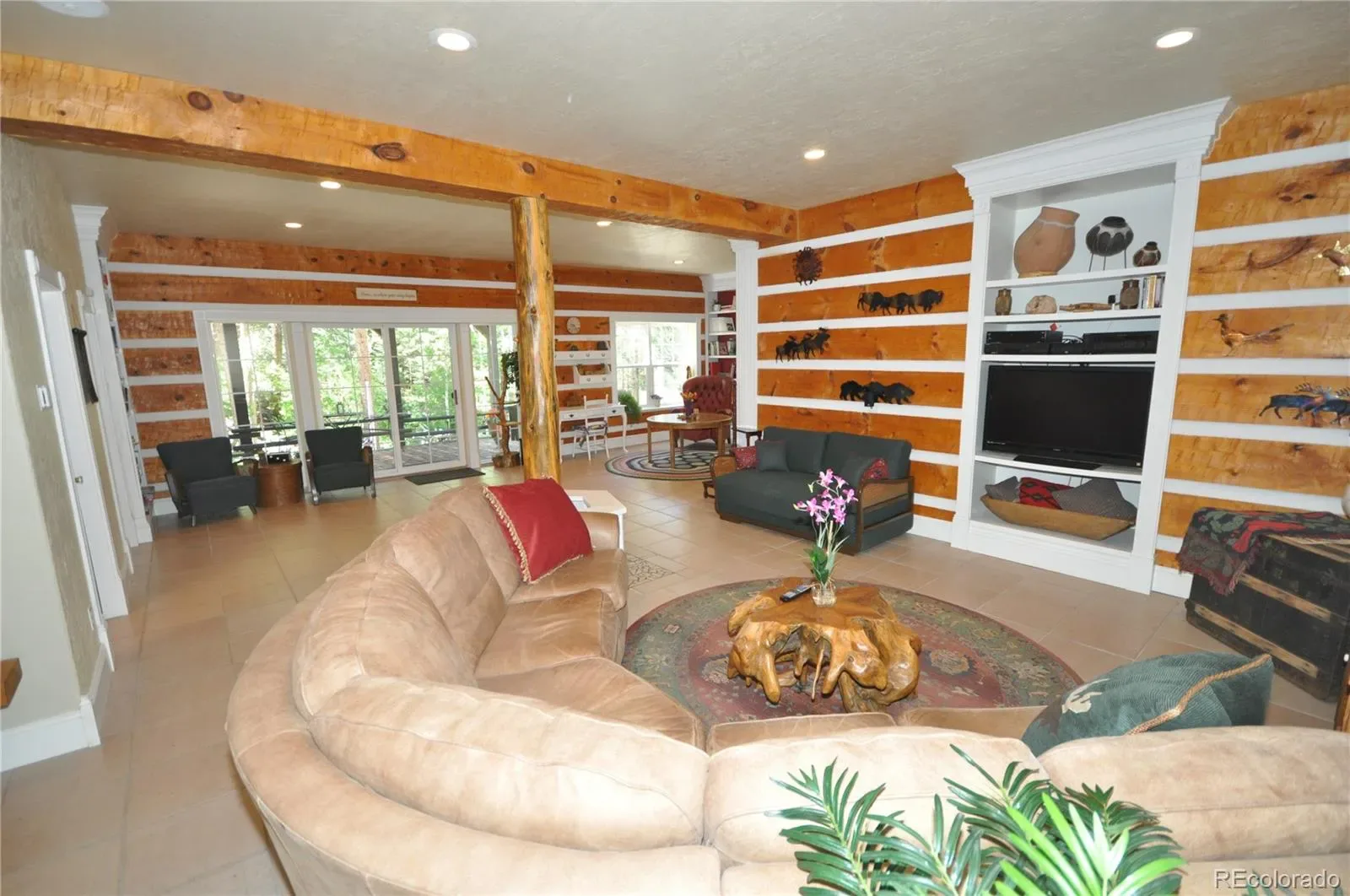 9716 Canon Drive Sedalia CO 80135 | MLS #REC2159685 03202026022057 1600 23