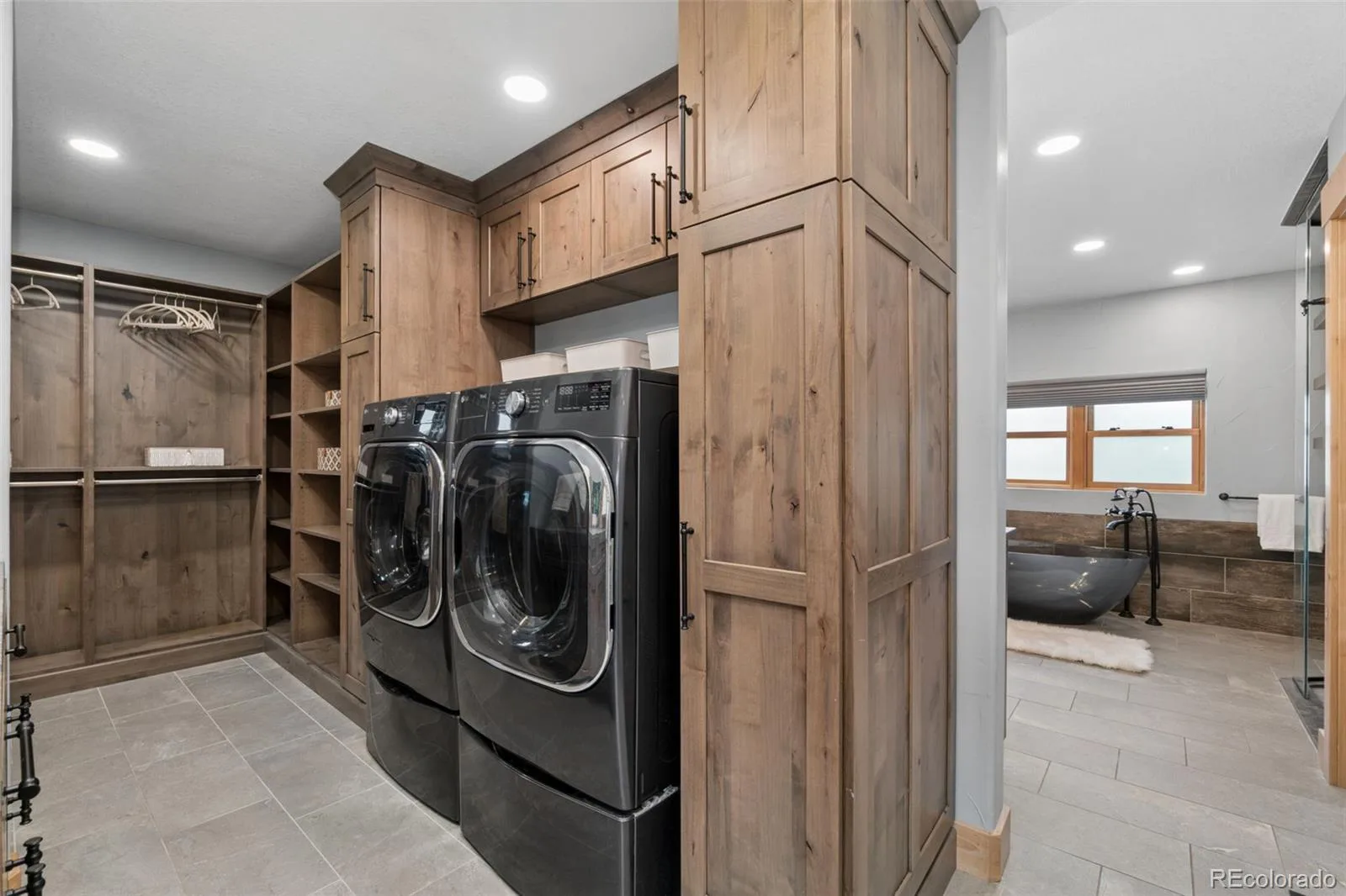 11457 W Asbury Court Denver CO 80227 | MLS #REC2160132 08102026170808 1600 33