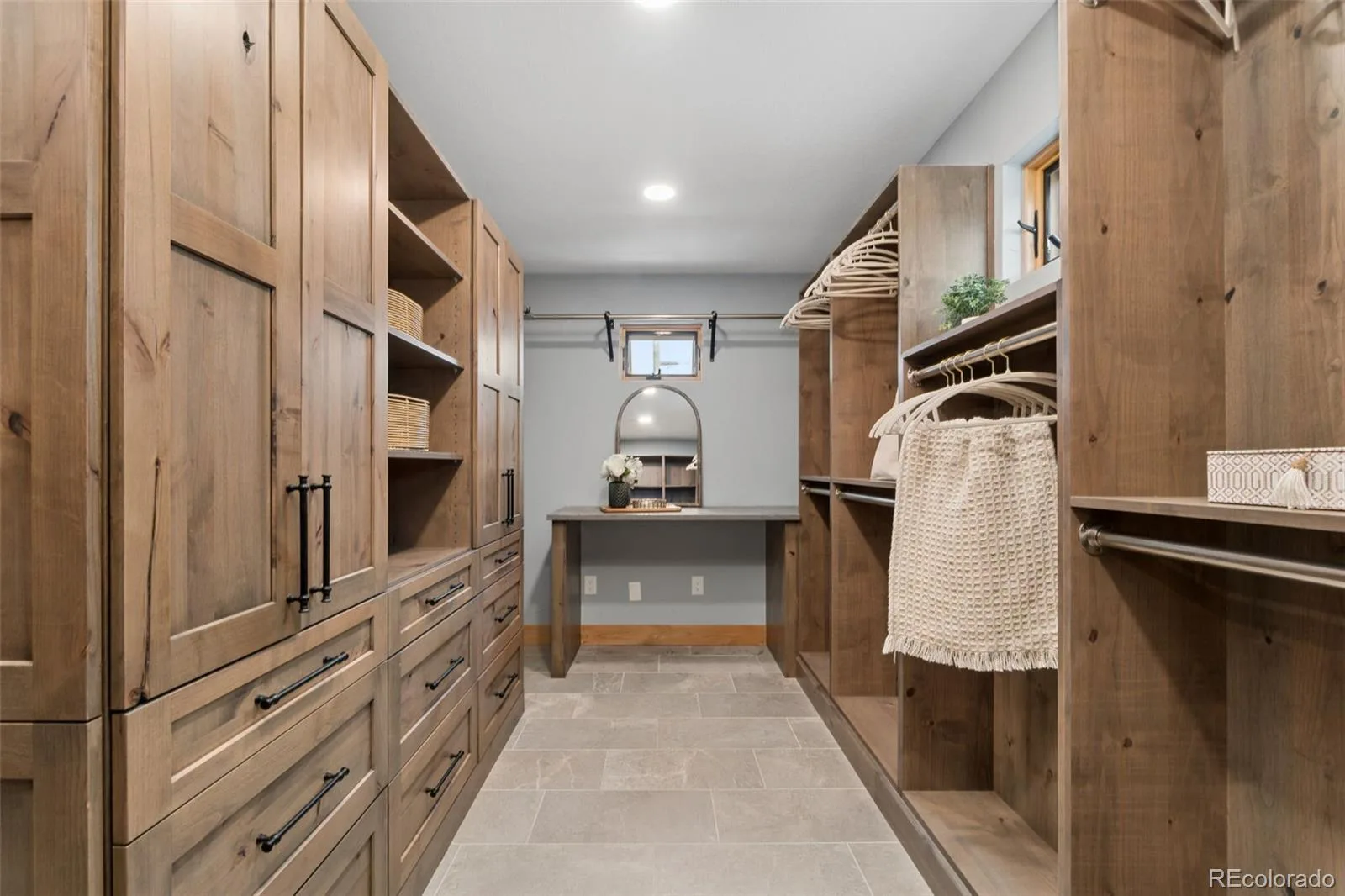11457 W Asbury Court Denver CO 80227 | MLS #REC2160132 08102026170808 1600 34
