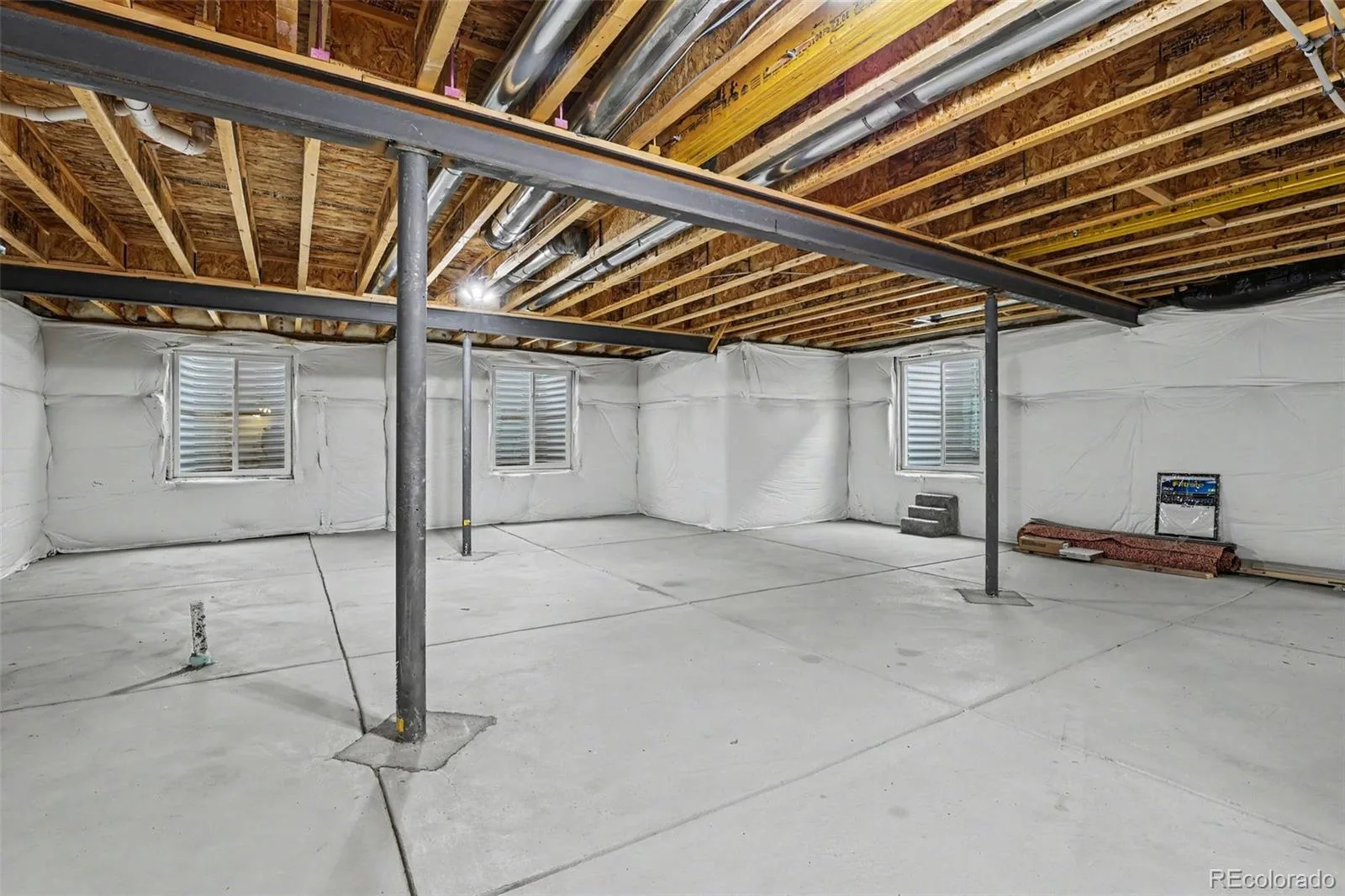 4403 N Picadilly Court Aurora CO 80019 | MLS #REC2162200 07082026032514 1600 17