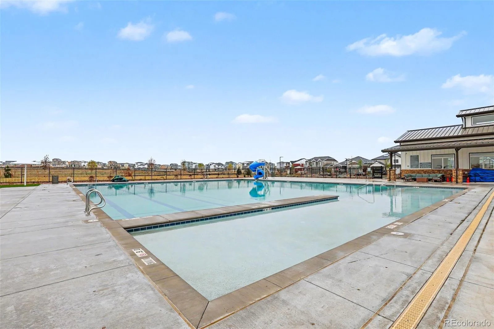 4403 N Picadilly Court Aurora CO 80019 | MLS #REC2162200 07082026032514 1600 23