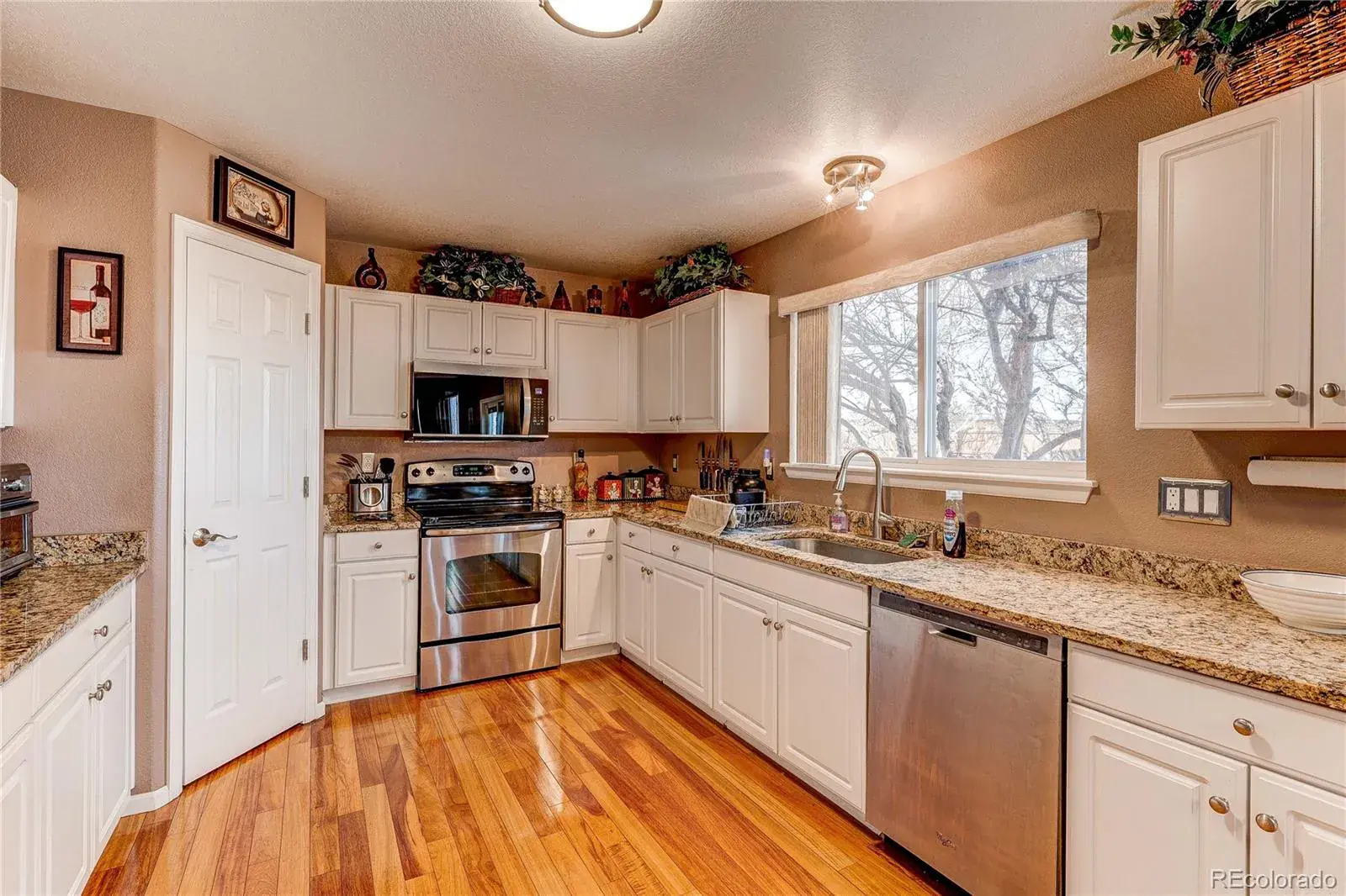 03022026233359 1600 17