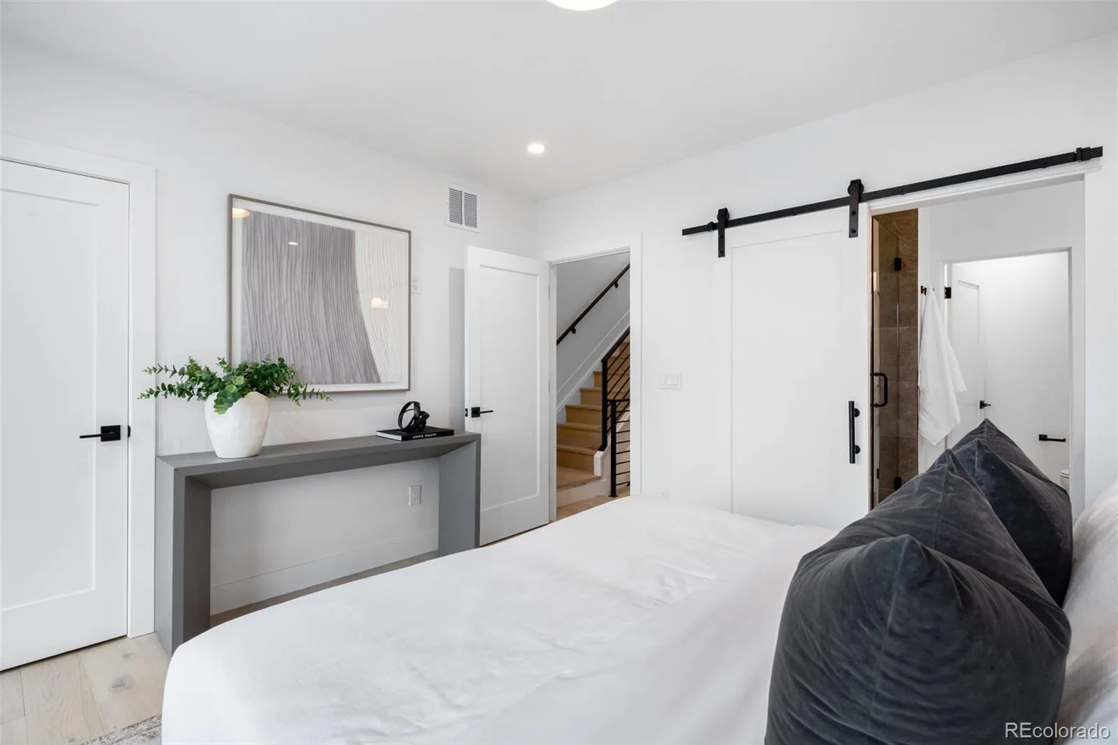 4225 W 13th Avenue Denver CO 80204 | MLS #REC2163893 10152026195237 1600 8