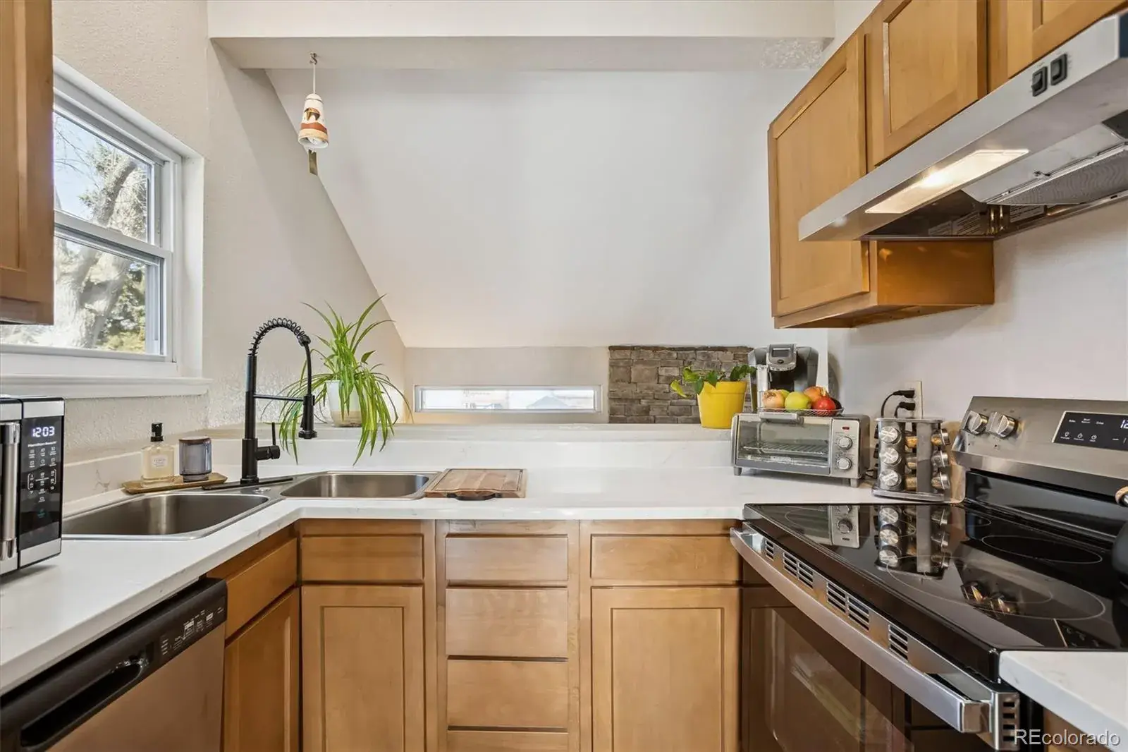 02112026225020 1600 9