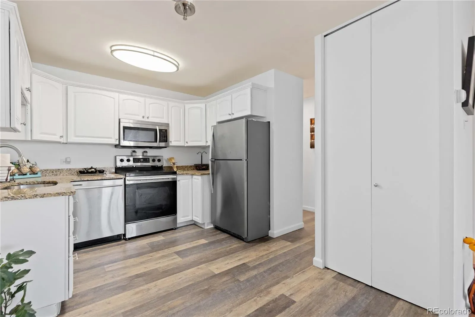 755 S Alton Way #9D Denver CO 80247 MLS #REC2165963 03212026050605 1600 2