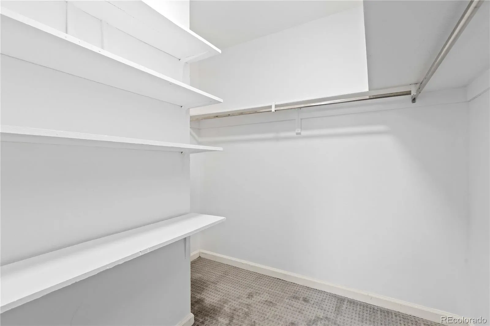 755 S Alton Way #9D Denver CO 80247 MLS #REC2165963 03212026050605 1600 22