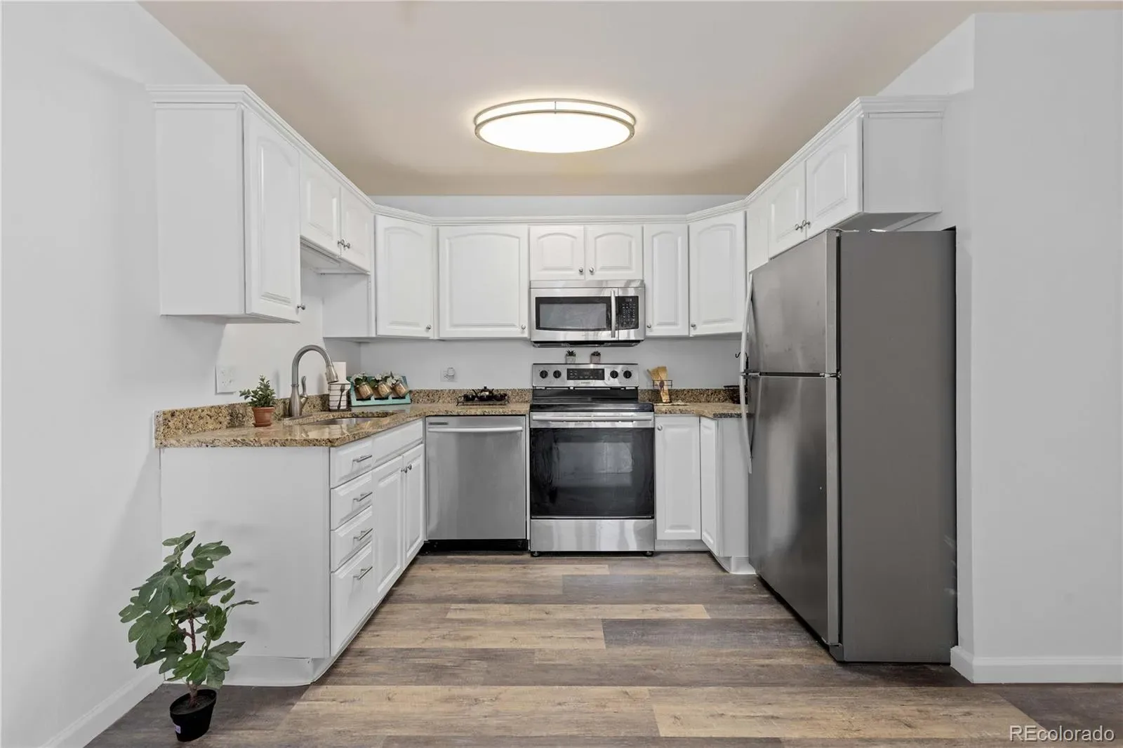 755 S Alton Way #9D Denver CO 80247 MLS #REC2165963 03212026050605 1600 3