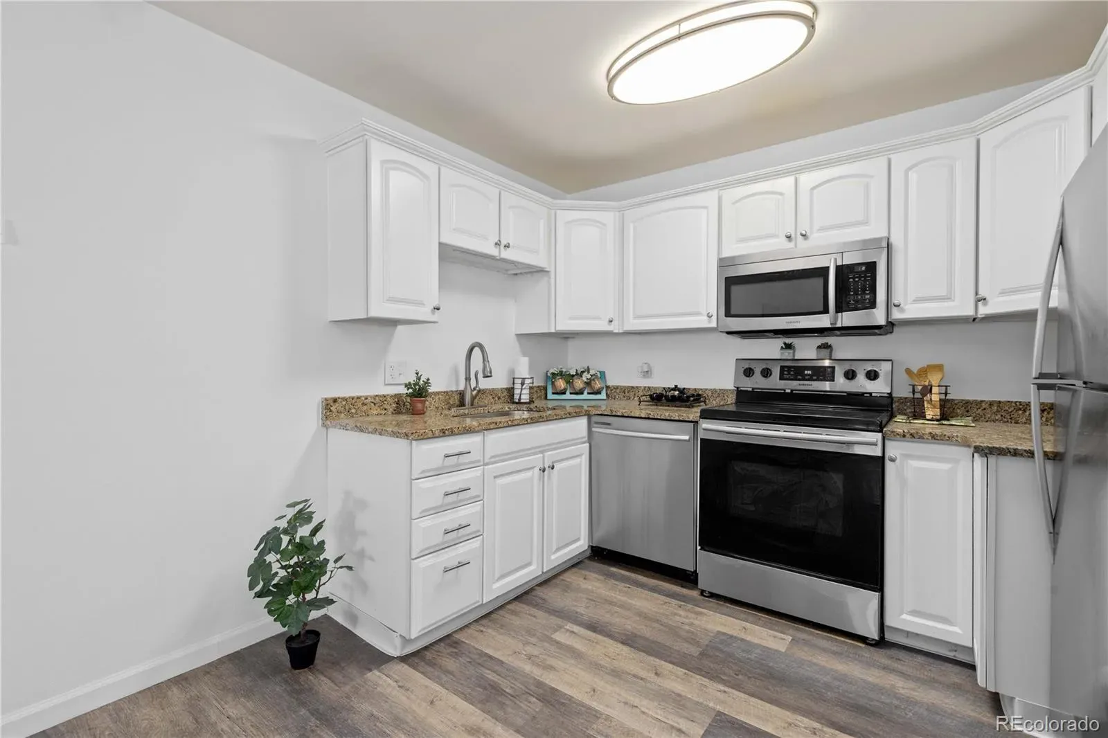 755 S Alton Way #9D Denver CO 80247 MLS #REC2165963 03212026050605 1600 5