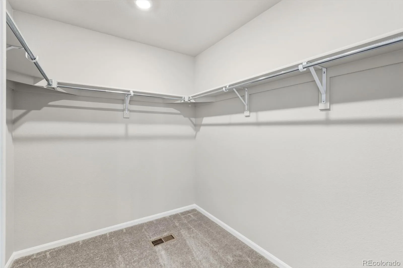 21041 E 63rd Drive Aurora CO 80019 | MLS #REC2166285 06292026184624 1600 18