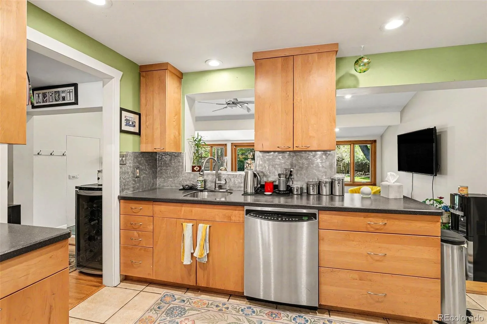 5402 E Warren Avenue Denver CO 80222 MLS #REC2166303 06162026180739 1600 9
