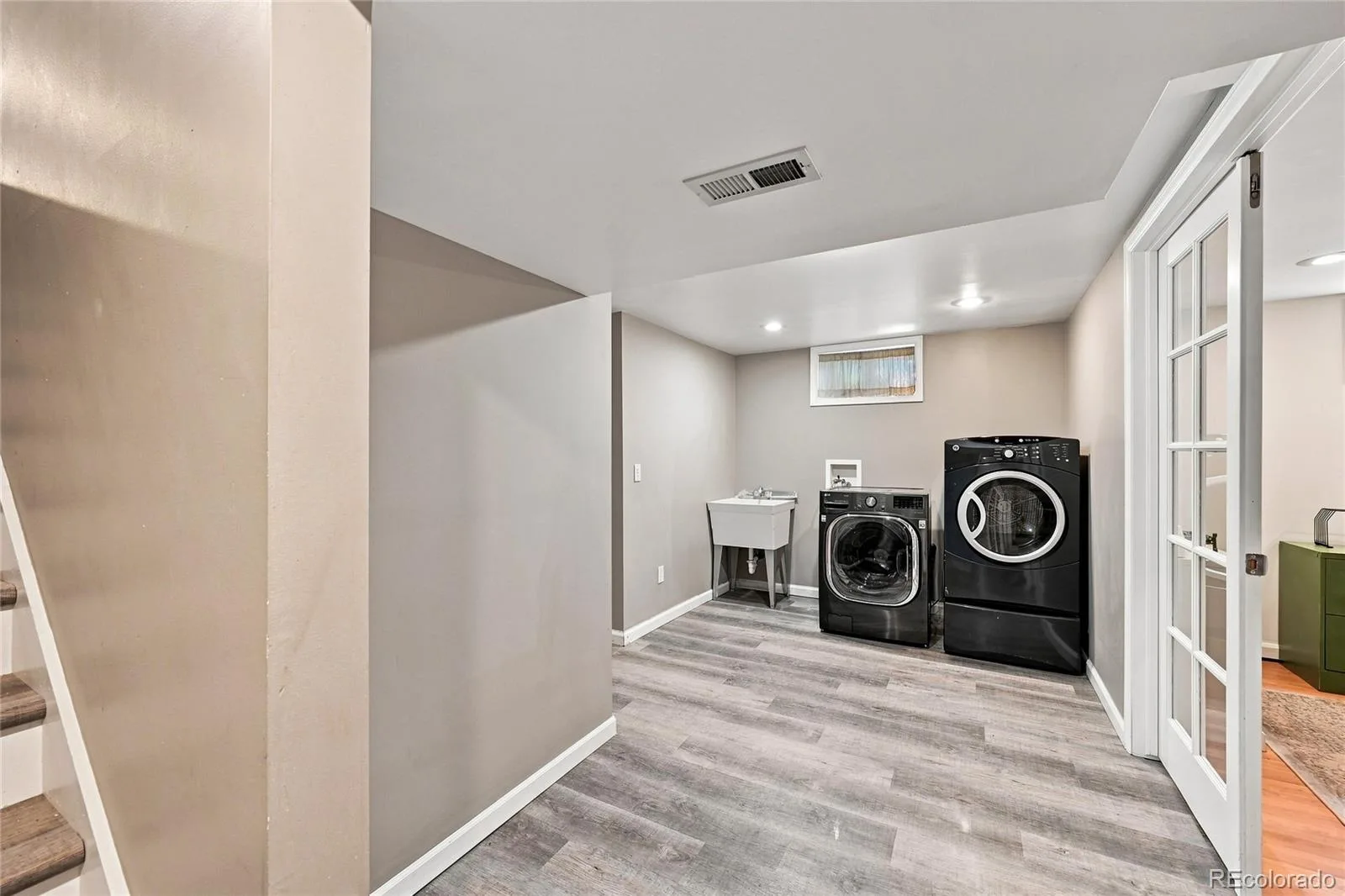 5402 E Warren Avenue Denver CO 80222 | MLS #REC2166303 08132026150741 1600 23