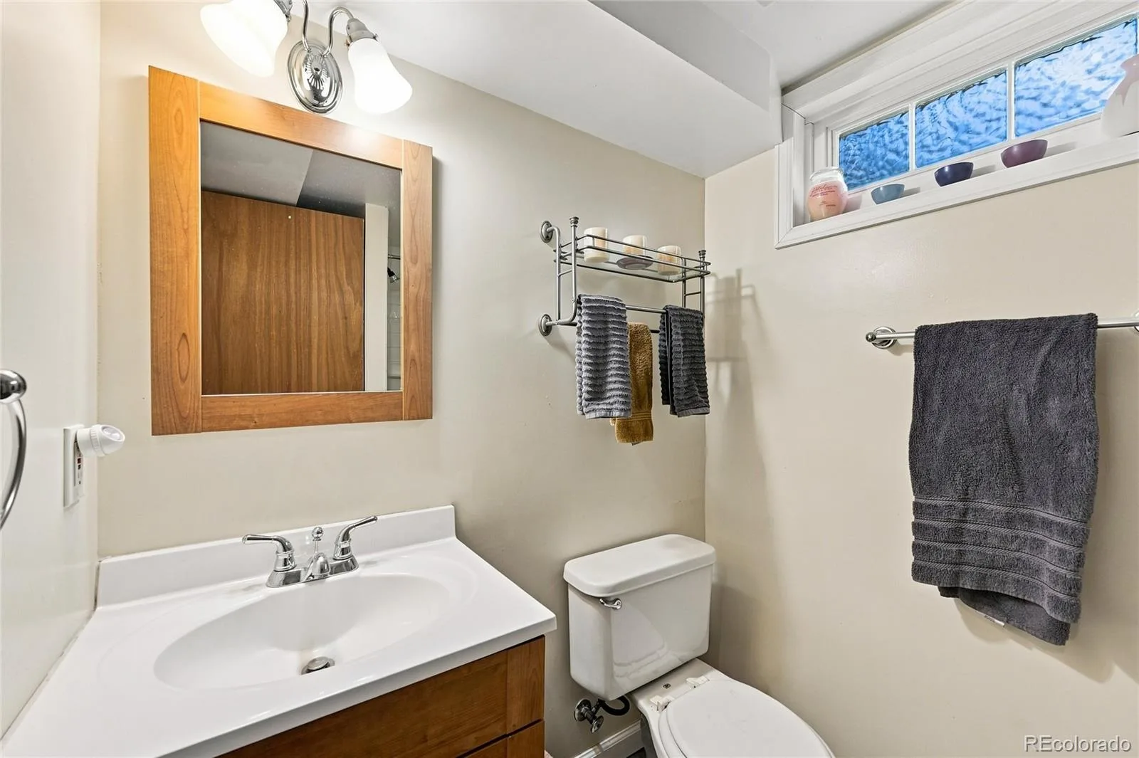 5402 E Warren Avenue Denver CO 80222 | MLS #REC2166303 08132026150741 1600 26