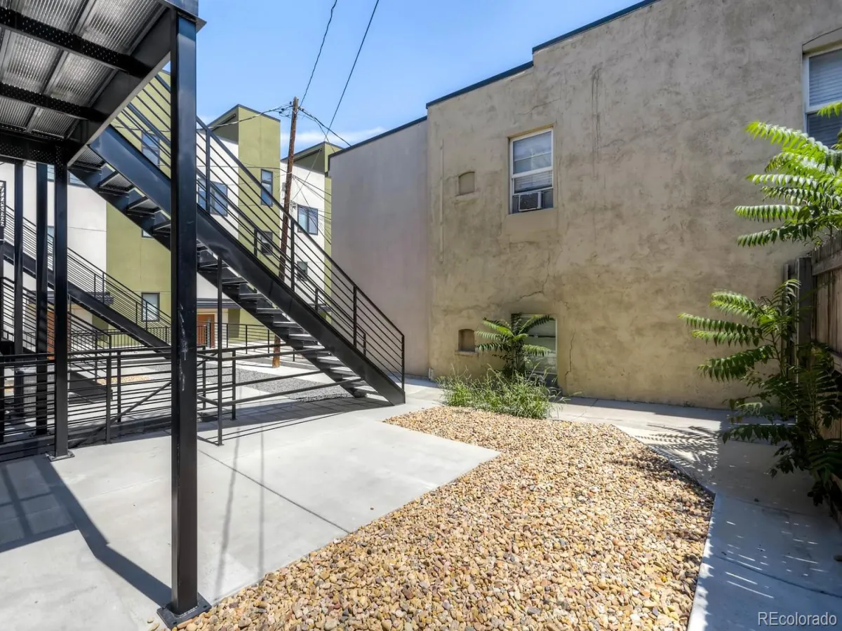 3110 Vallejo Street Denver CO 80211 | MLS #REC2166898 05052026224015 1200 15