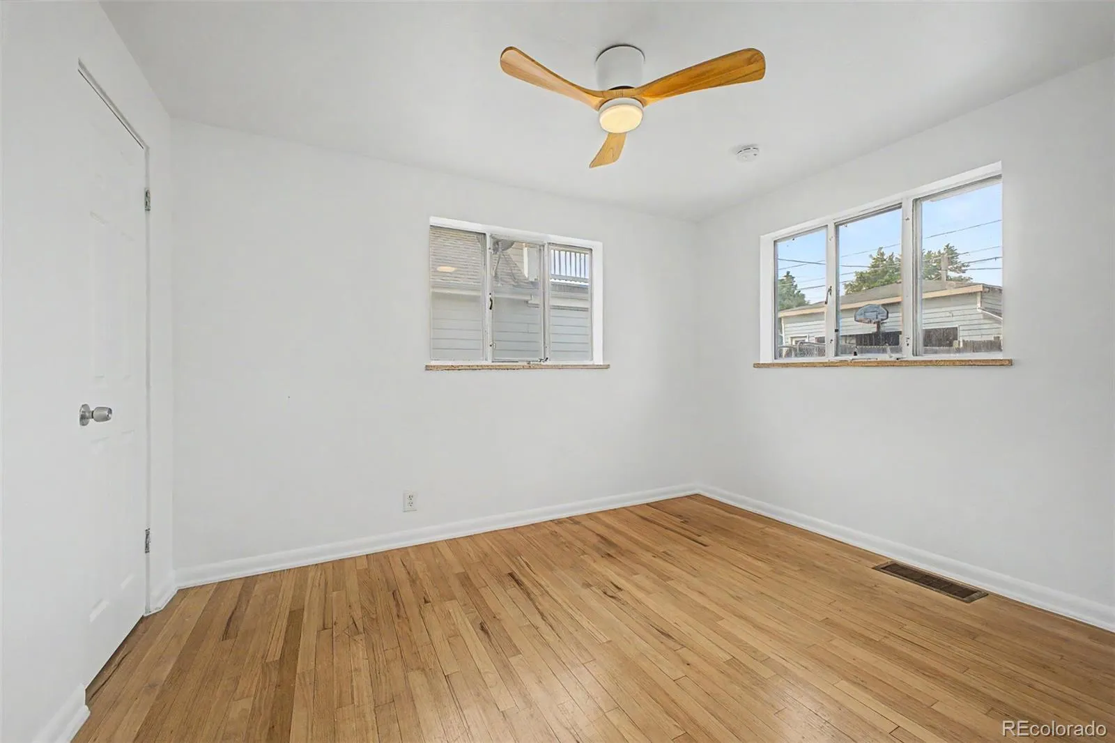 35 S Meade Street Denver CO 80219 MLS #REC2169441 05282026014104 1600 16