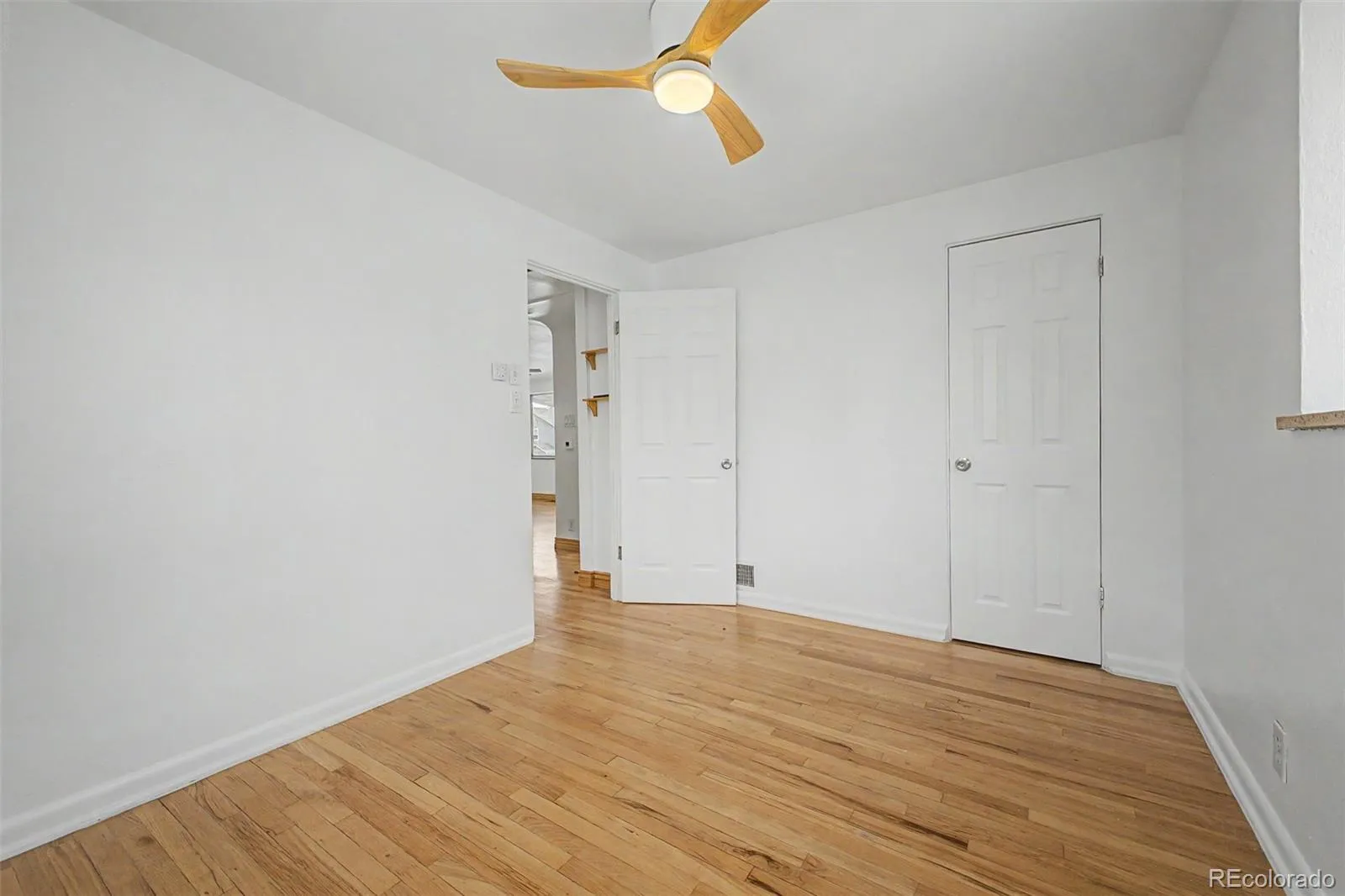 35 S Meade Street Denver CO 80219 MLS #REC2169441 05282026014104 1600 18