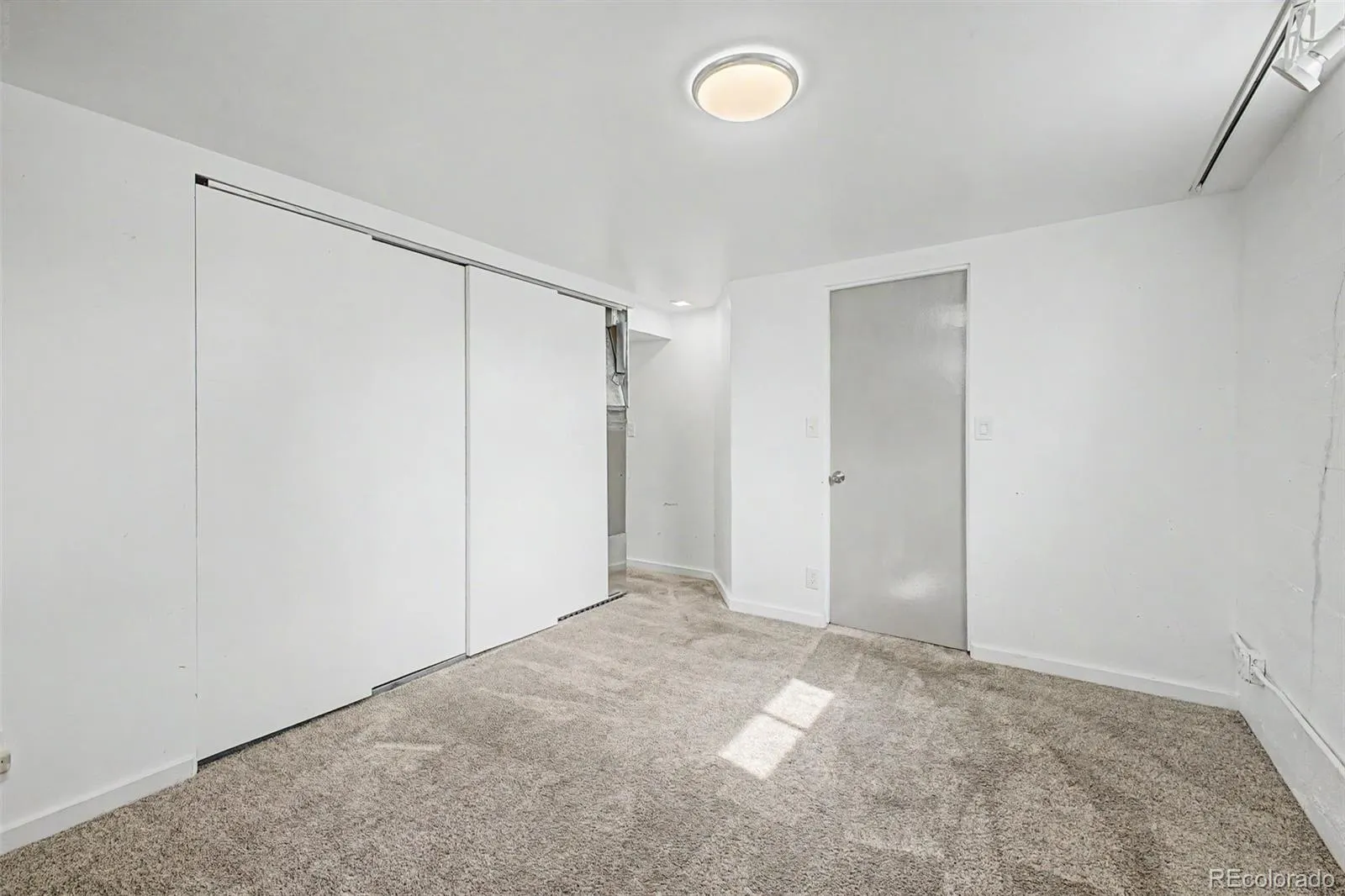 35 S Meade Street Denver CO 80219 MLS #REC2169441 05282026014104 1600 28